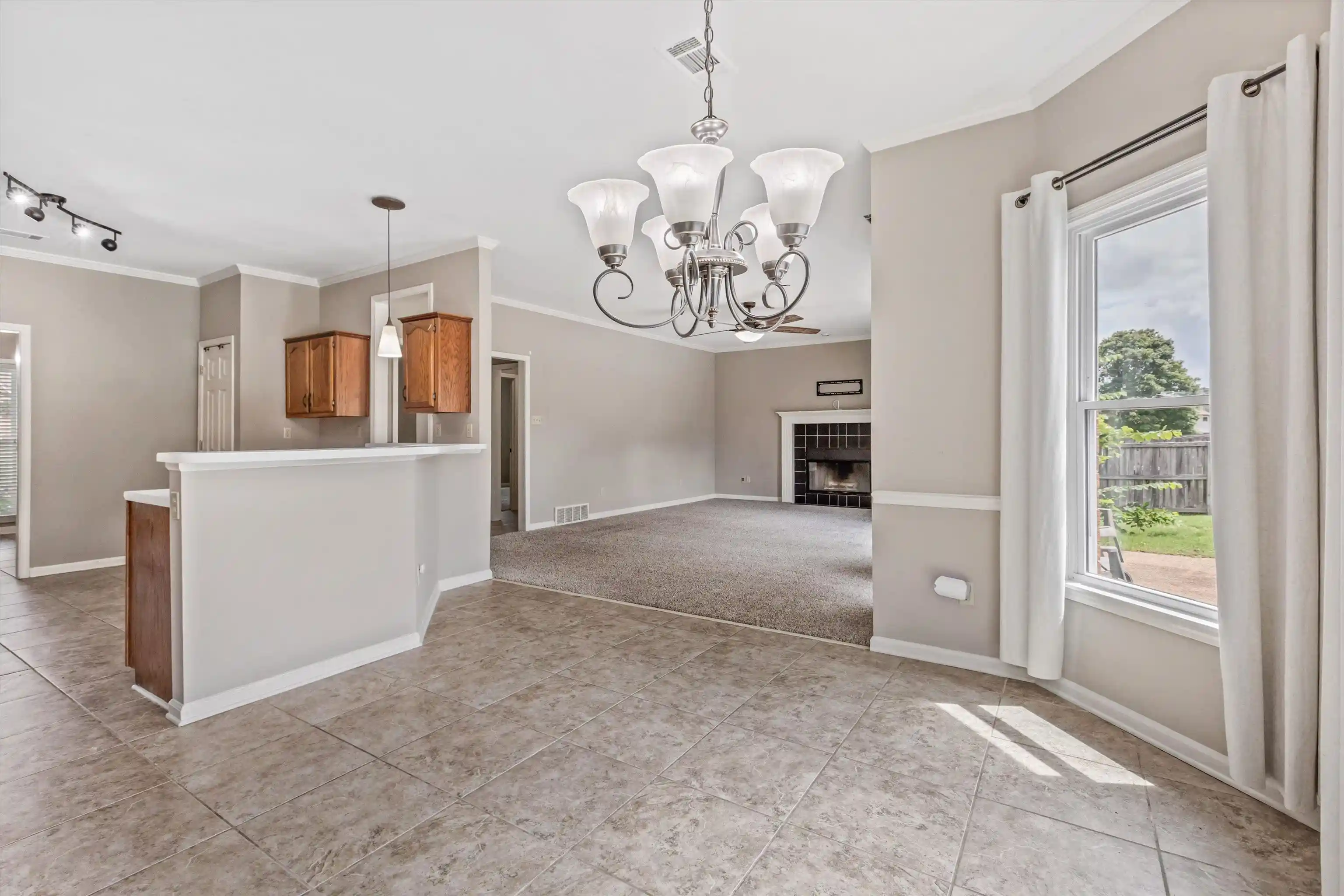 Photo 3 of Single family home for sale at 383 Nolley Dr, Collierville, TN 38017 | MLS# 10229612 | Listing updated on 2026-09-03