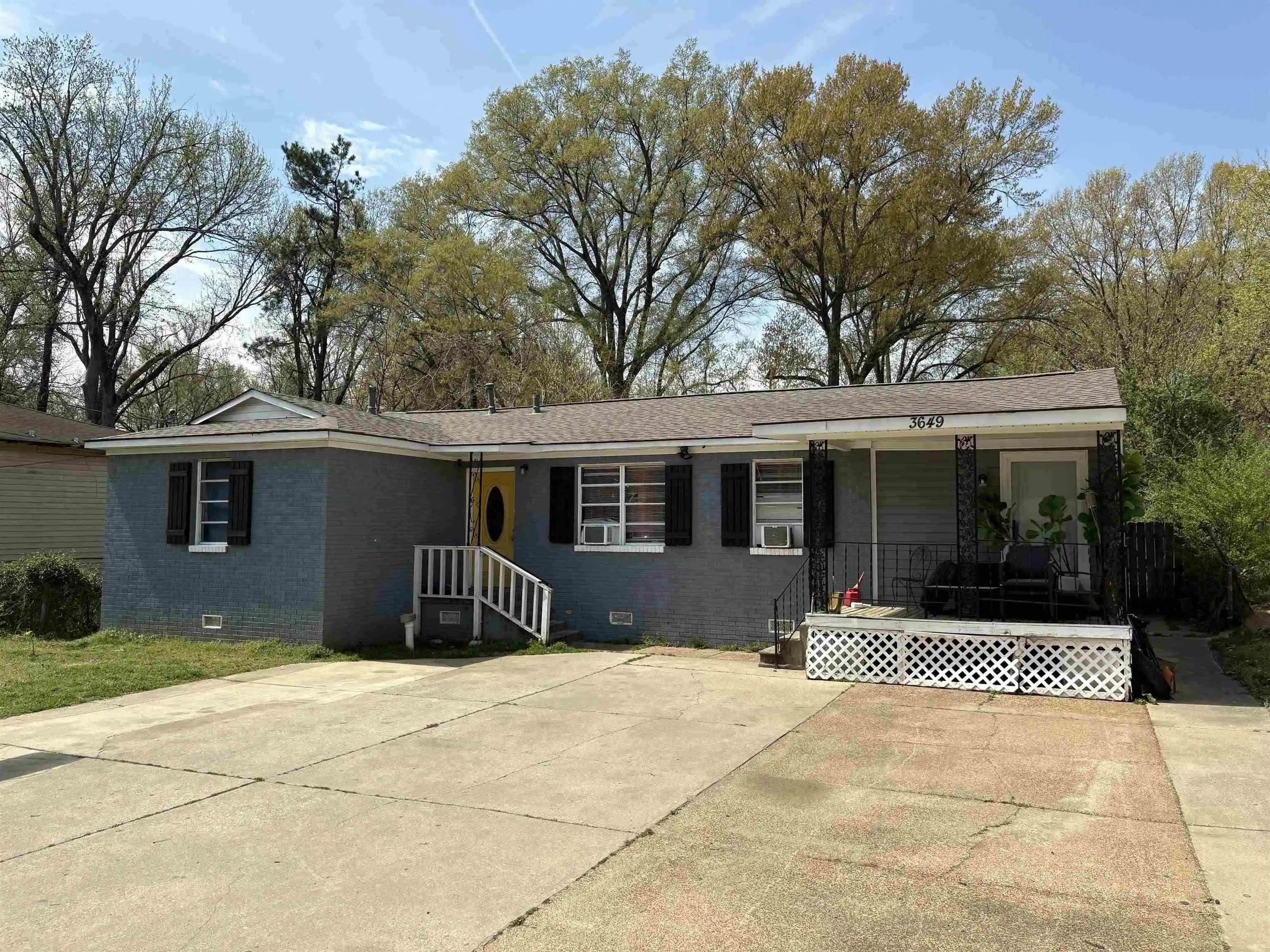 Photo 1 of Single family home for sale at 3649 Suzanne Dr, Memphis, TN 38127 | MLS# 10229625 | Listing updated on 2026-09-14