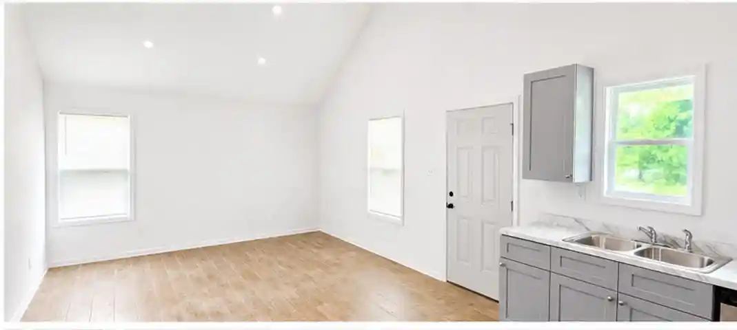 Photo 3 of Single family home for sale at 589 W Gilleas Rd, Memphis, TN 38109 | MLS# 10229643 | Listing updated on 2026-09-07