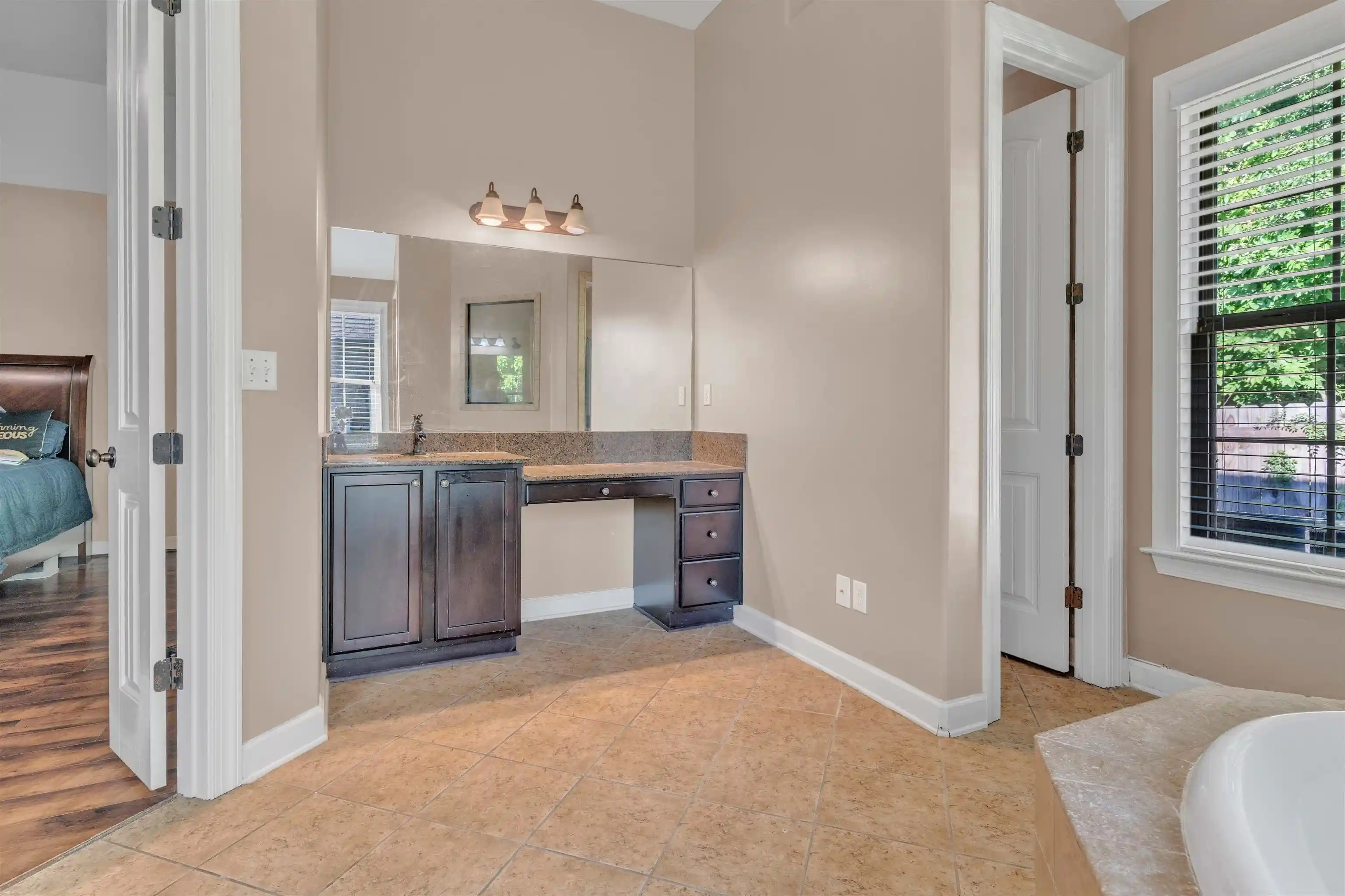 Photo 4 of Single family home for sale at 4835 Saddlehorn Cv, Memphis, TN 38125 | MLS# 10229647 | Listing updated on 2026-09-05