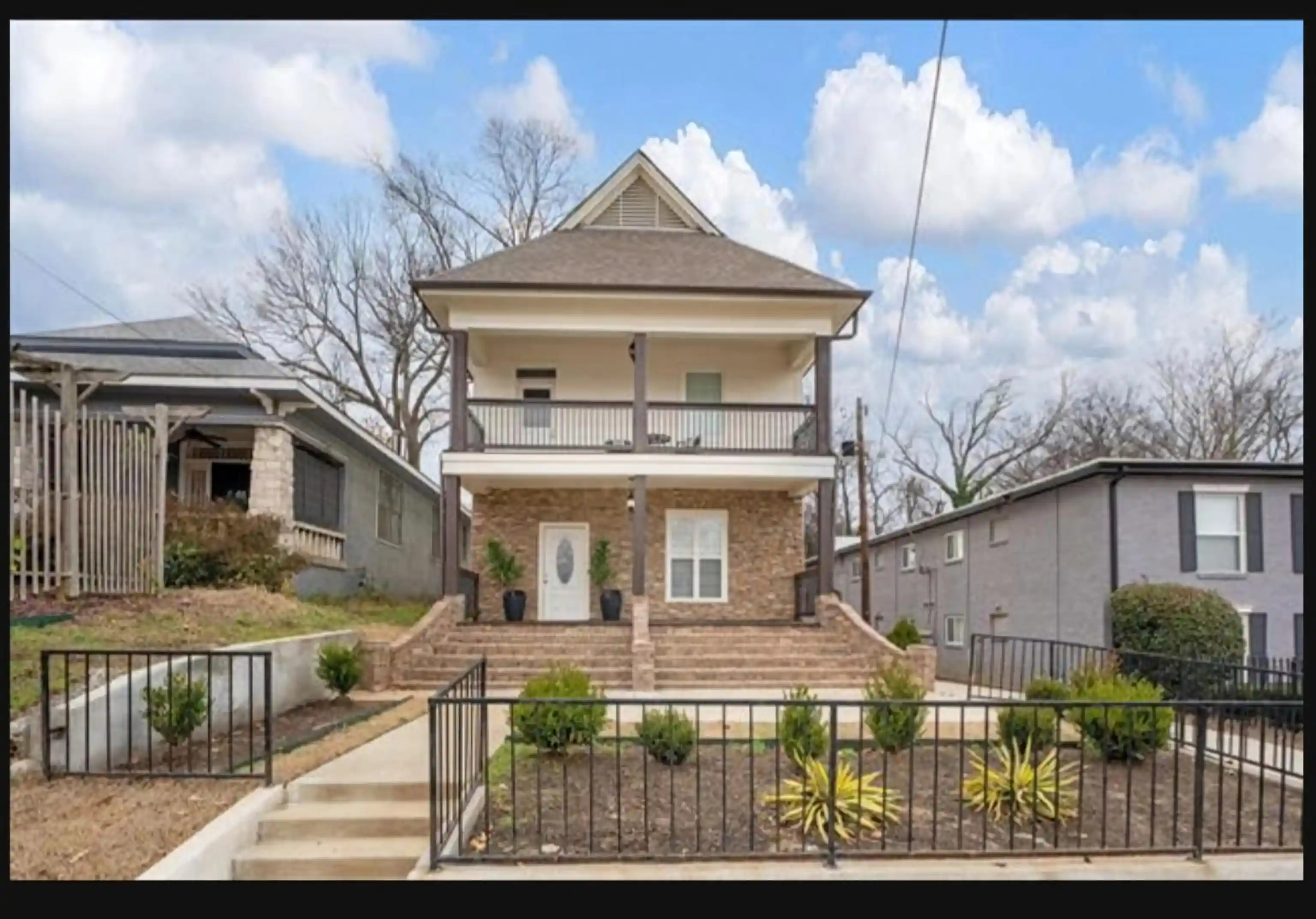 Photo 1 of Single family home for sale at 31 S Morrison St, Memphis, TN 38104 | MLS# 10229652 | Listing updated on 2026-09-03