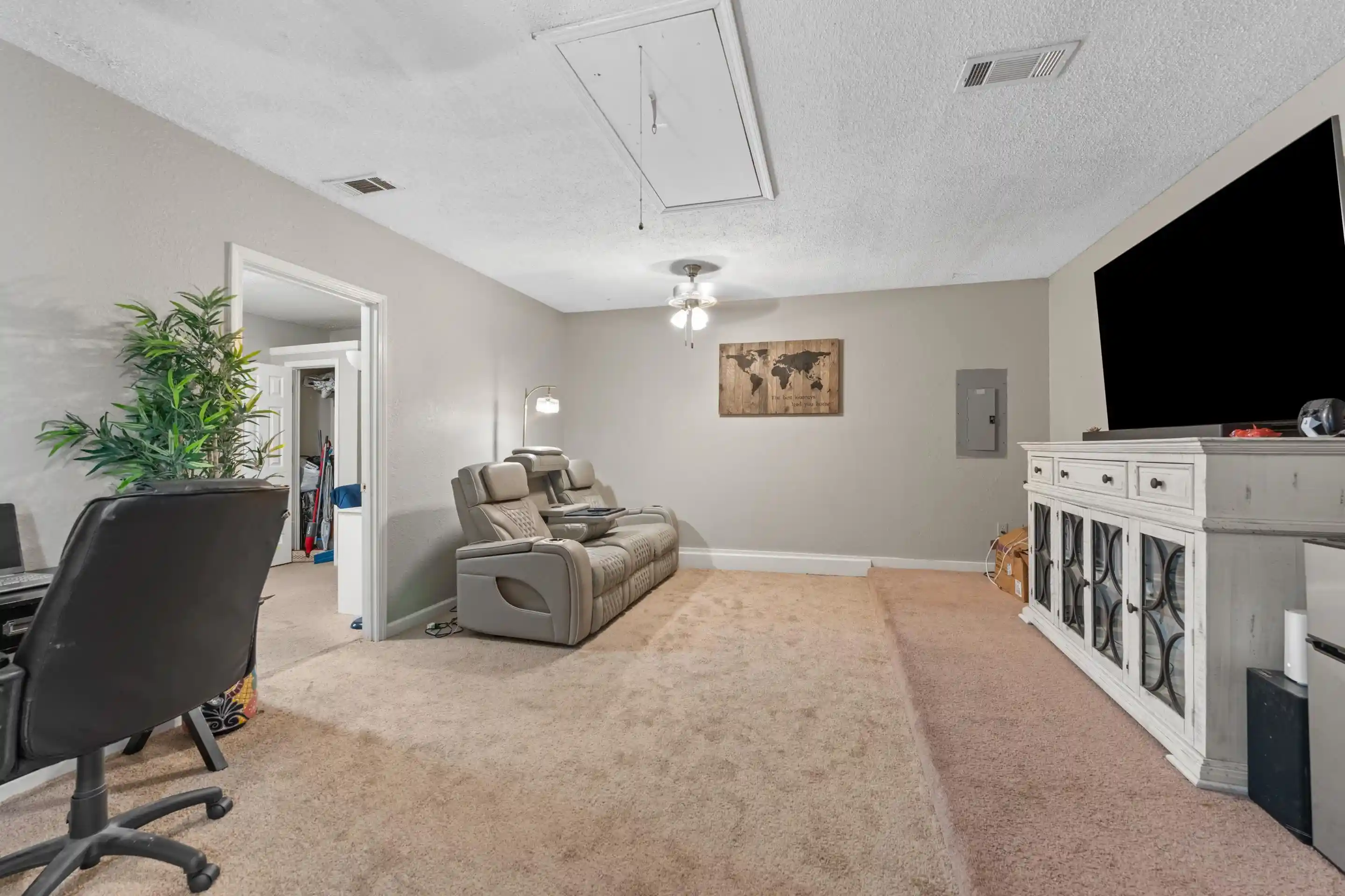 Photo 3 of Sale Pending at 7527 Appling Ml Way, Memphis, TN 38133 | MLS# 10229667 | Listing updated on 2026-09-16