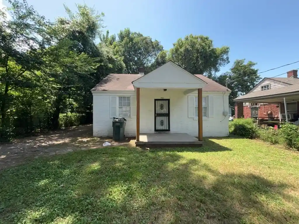 Photo 1 of Single family home for sale at 753 Lipford St, Memphis, TN 38112 | MLS# 10229670 | Listing updated on 2026-10-26