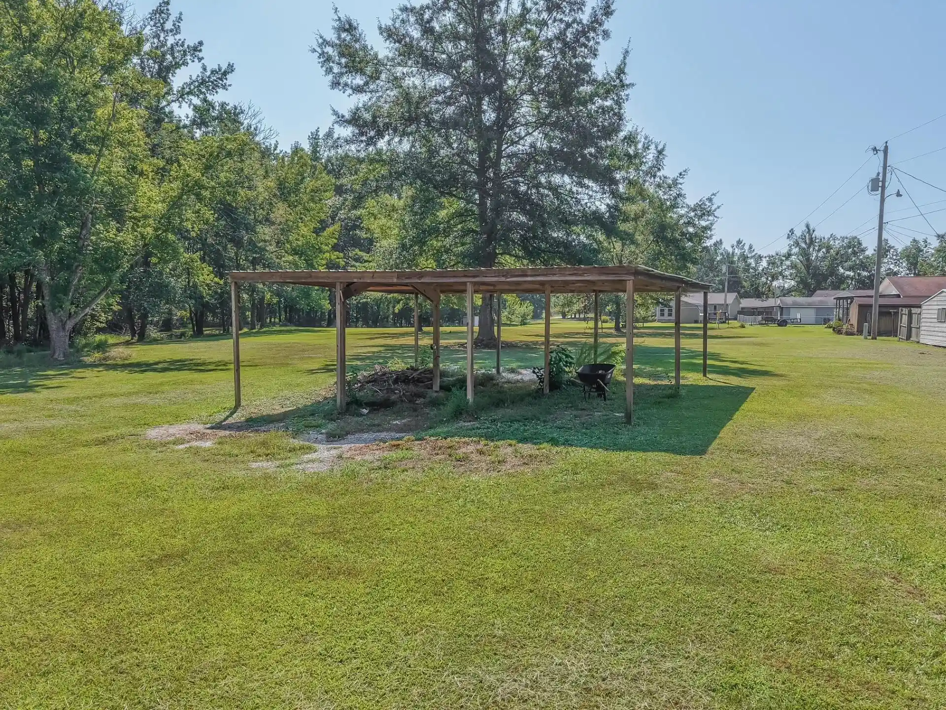 Photo 3 of Single family home for sale at 2710 North Ln, Corinth, MS 38834 | MLS# 10229675 | Listing updated on 2026-09-10