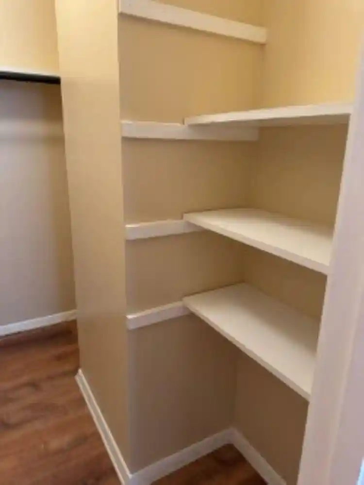 Photo 3 of Condo for sale at 108 N Belvedere Blvd #32, Memphis, TN 38104 | MLS# 10229678 | Listing updated on 2026-09-03