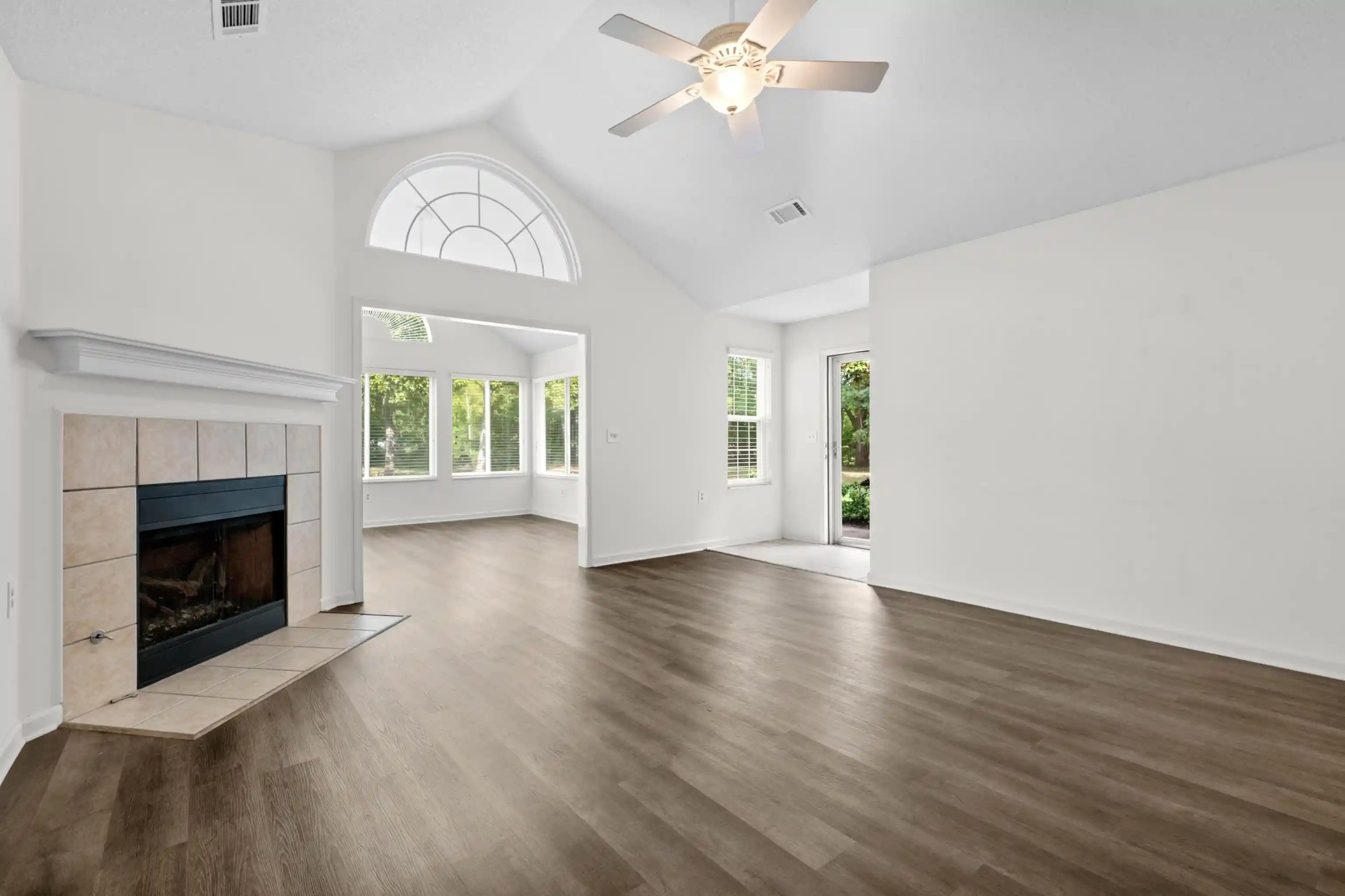 Photo 2 of Condo for sale at 1097 Oak Timber Cir #64, Collierville, TN 38017 | MLS# 10229679 | Listing updated on 2026-09-03