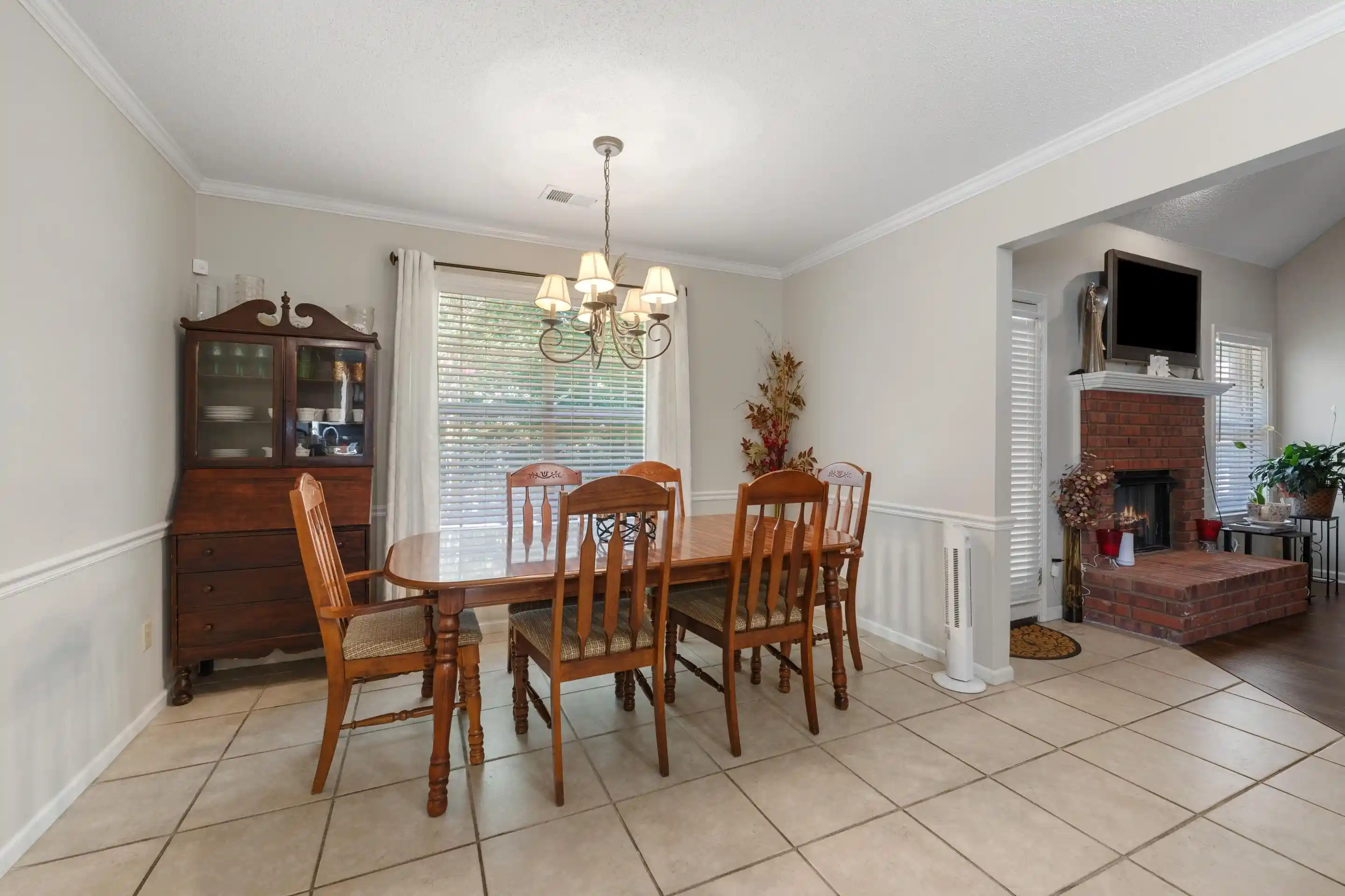 Photo 3 of Sale Pending at 7221 Noah Ln, Bartlett, TN 38133 | MLS# 10229694 | Listing updated on 2026-09-08