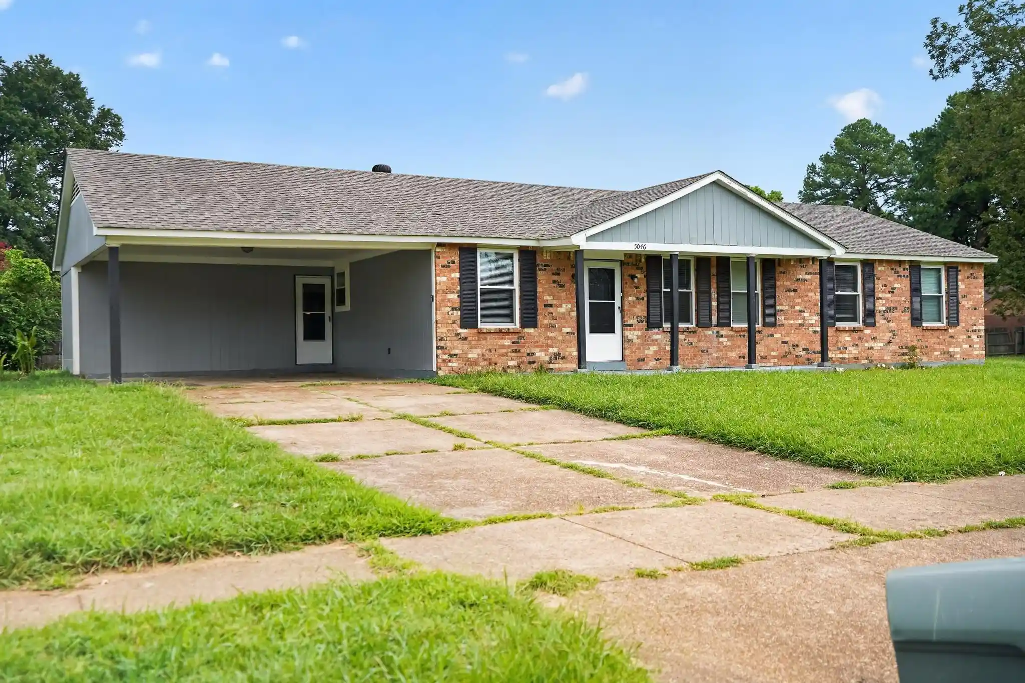 Photo 1 of Single family home for sale at 5046 Cromwell Ave, Memphis, TN 38118 | MLS# 10229696 | Listing updated on 2026-09-08