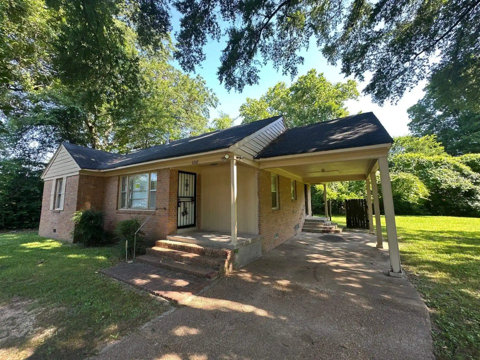 Photo 1 of Single family home for sale at 5262 Cottonwood Rd, Memphis, TN 38118 | MLS# 10229703 | Listing updated on 2026-09-03