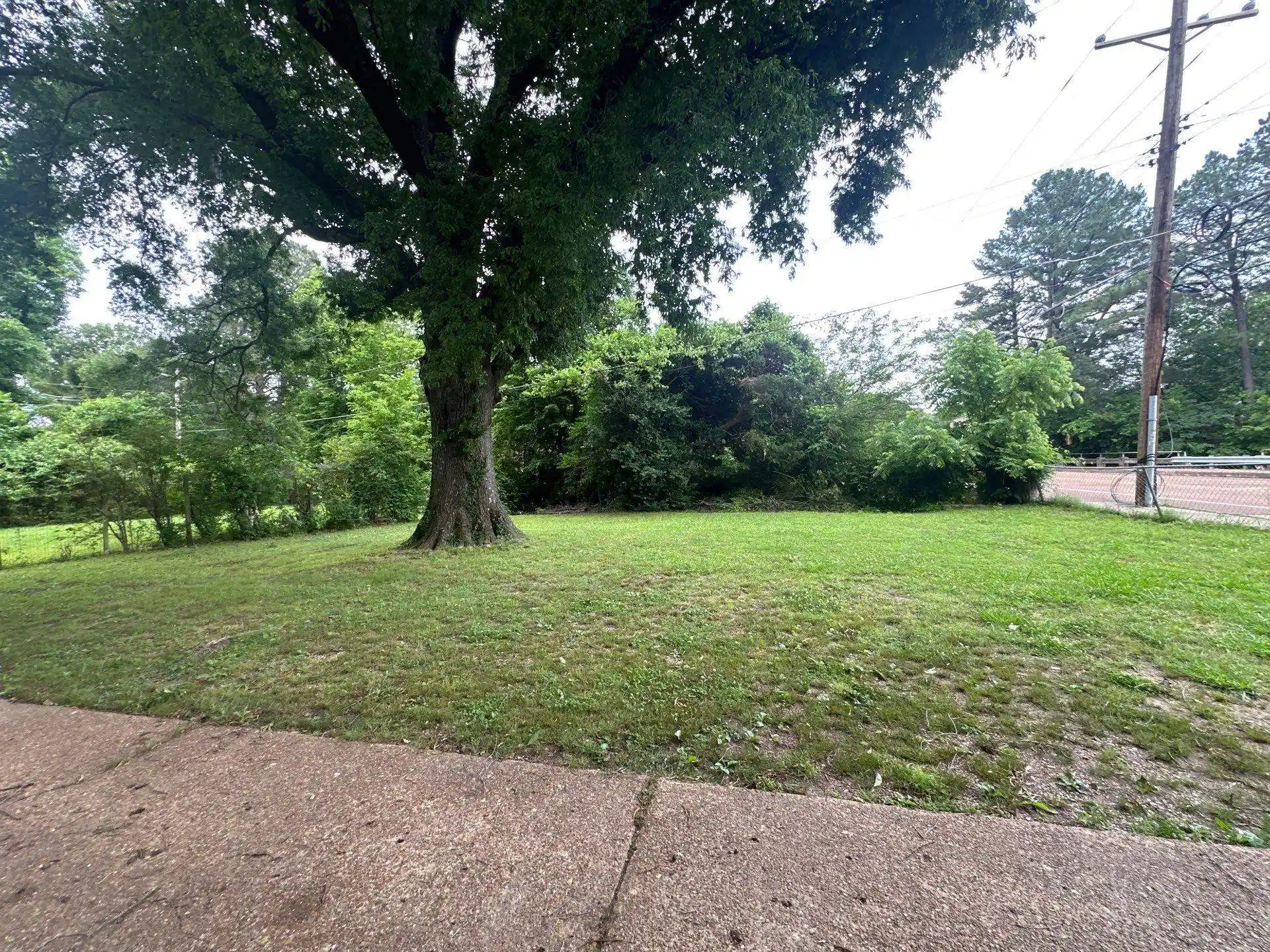Photo 2 of Single family home for sale at 5262 Cottonwood Rd, Memphis, TN 38118 | MLS# 10229703 | Listing updated on 2026-09-03