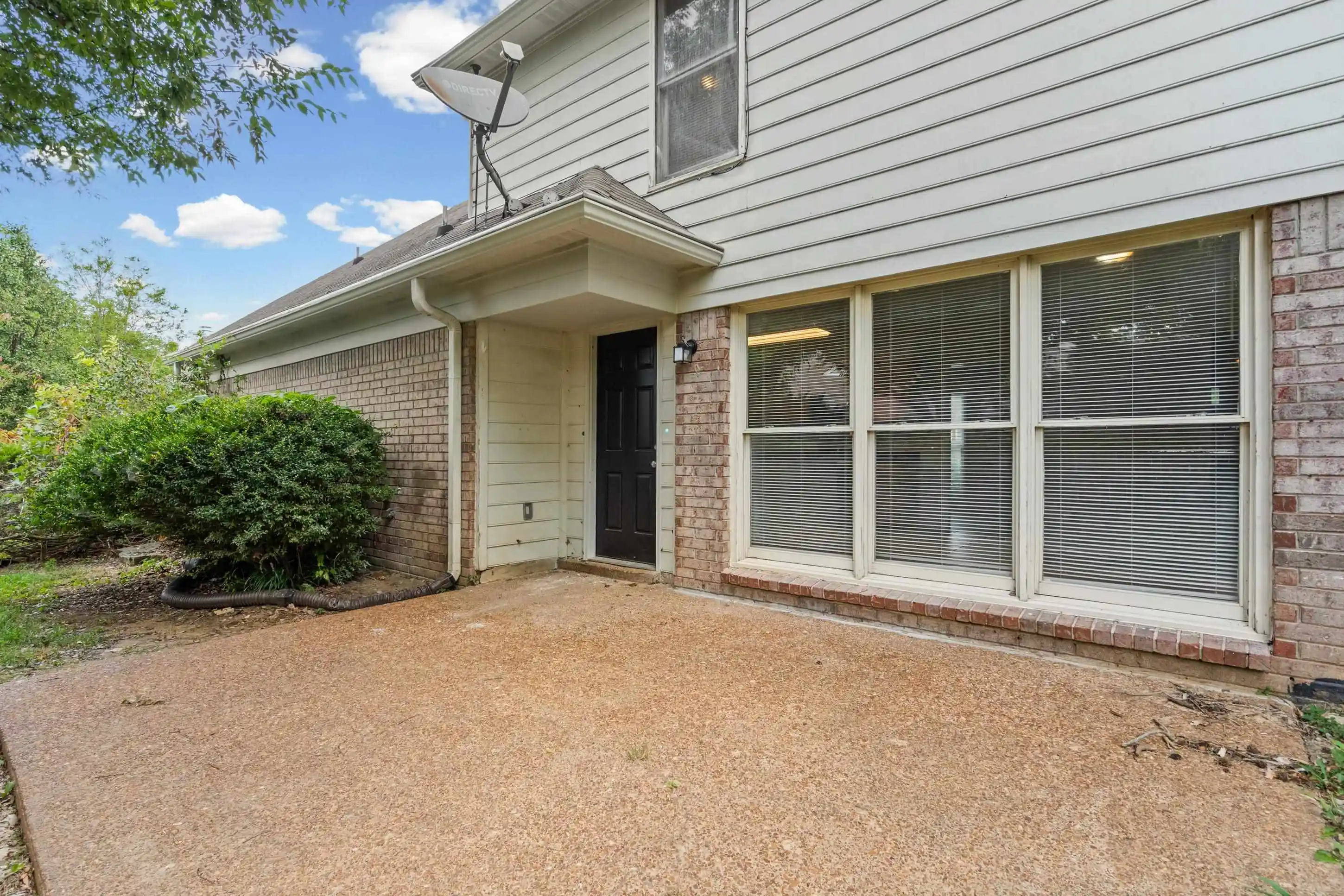 Photo 3 of Single family home for sale at 9083 Hearth Stone Cv, Cordova, TN 38016 | MLS# 10229713 | Listing updated on 2026-09-21