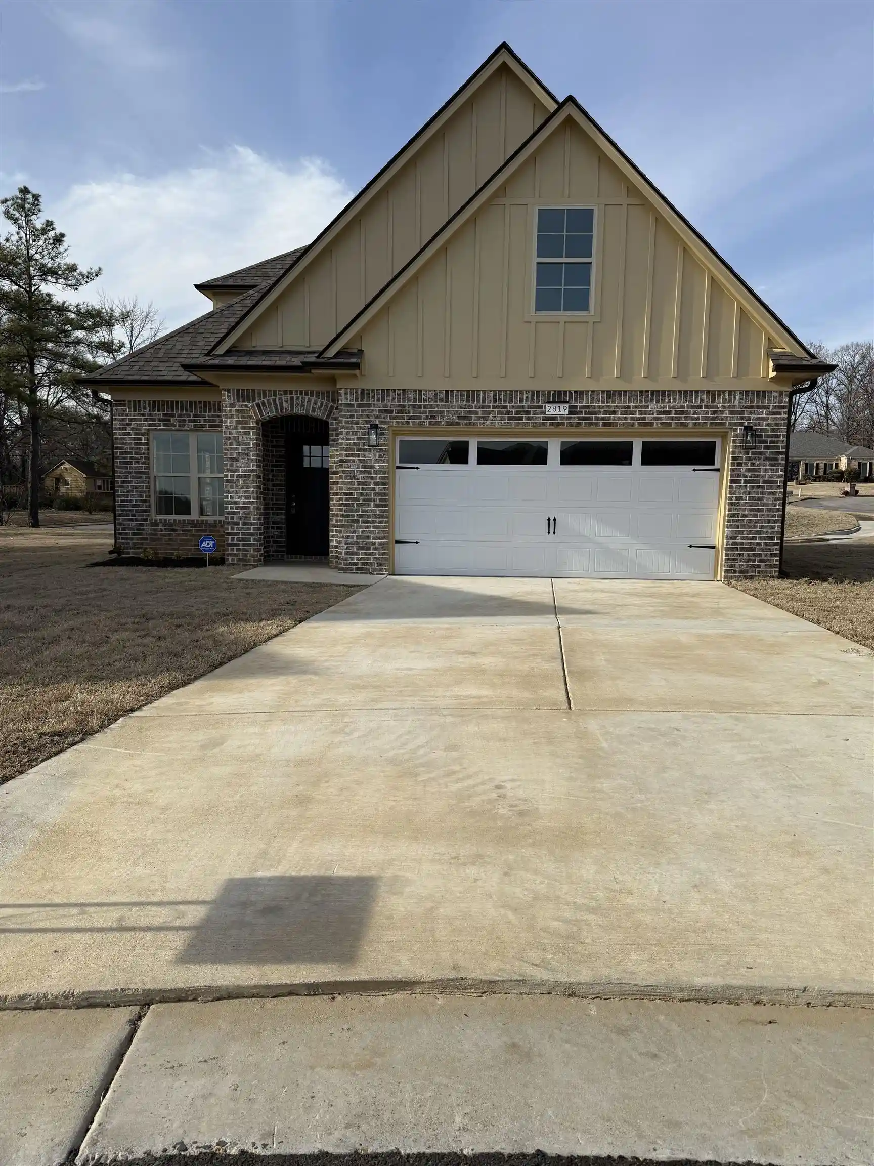 Photo 1 of Single family home for sale at 2819 Epping Crst Cv, Memphis, TN 38128 | MLS# 10229719 | Listing updated on 2026-09-03