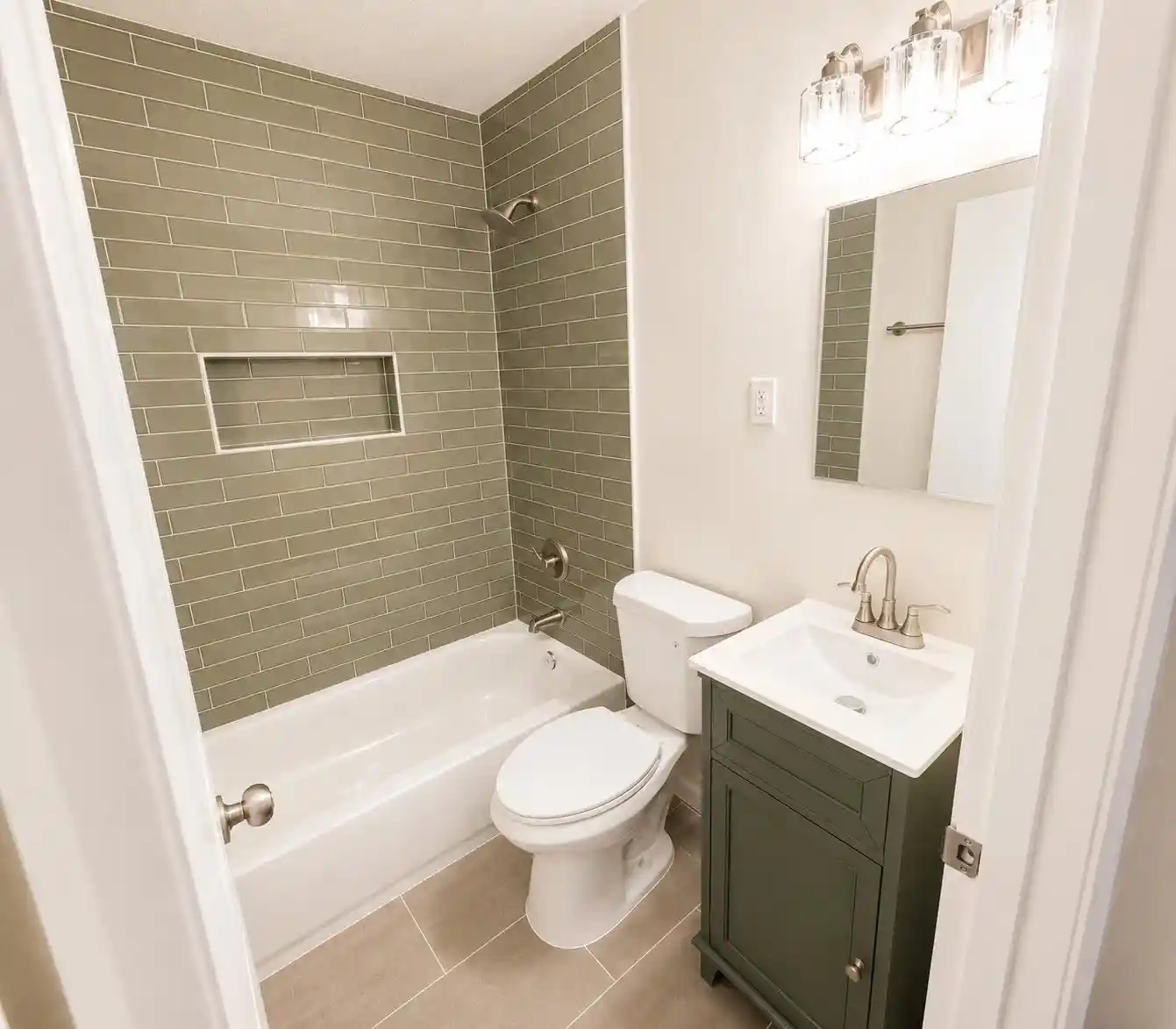 Photo 3 of Single family home for sale at 1126 Will Scarlet Rd, Memphis, TN 38111 | MLS# 10229723 | Listing updated on 2026-09-14