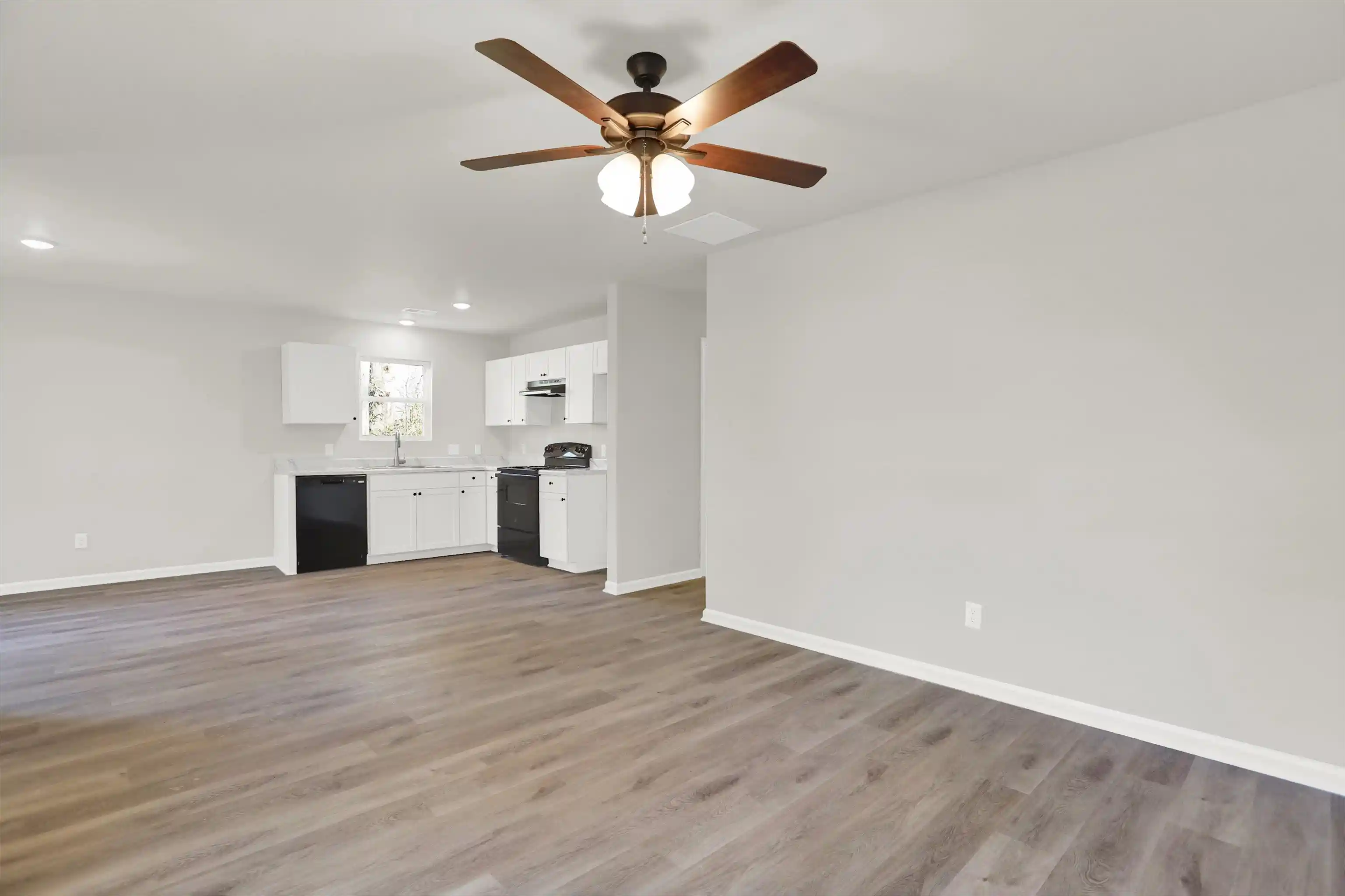 Photo 2 of Single family home for sale at 5046 Breckenwood Dr, Memphis, TN 38127 | MLS# 10229740 | Listing updated on 2026-09-03