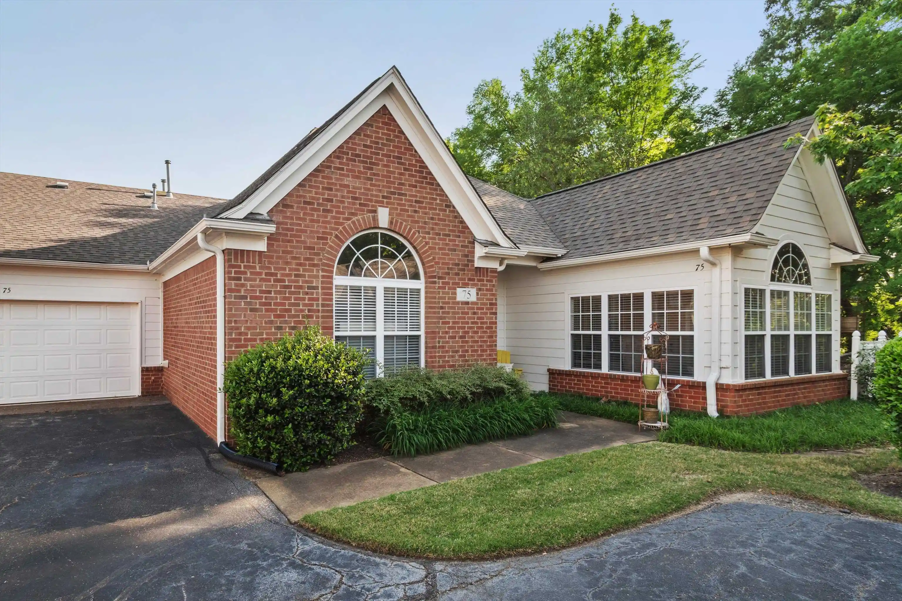 Photo 1 of Sale Pending at 75 Peyton Ridge Dr #47, Collierville, TN 38017 | MLS# 10229743 | Listing updated on 2026-09-13