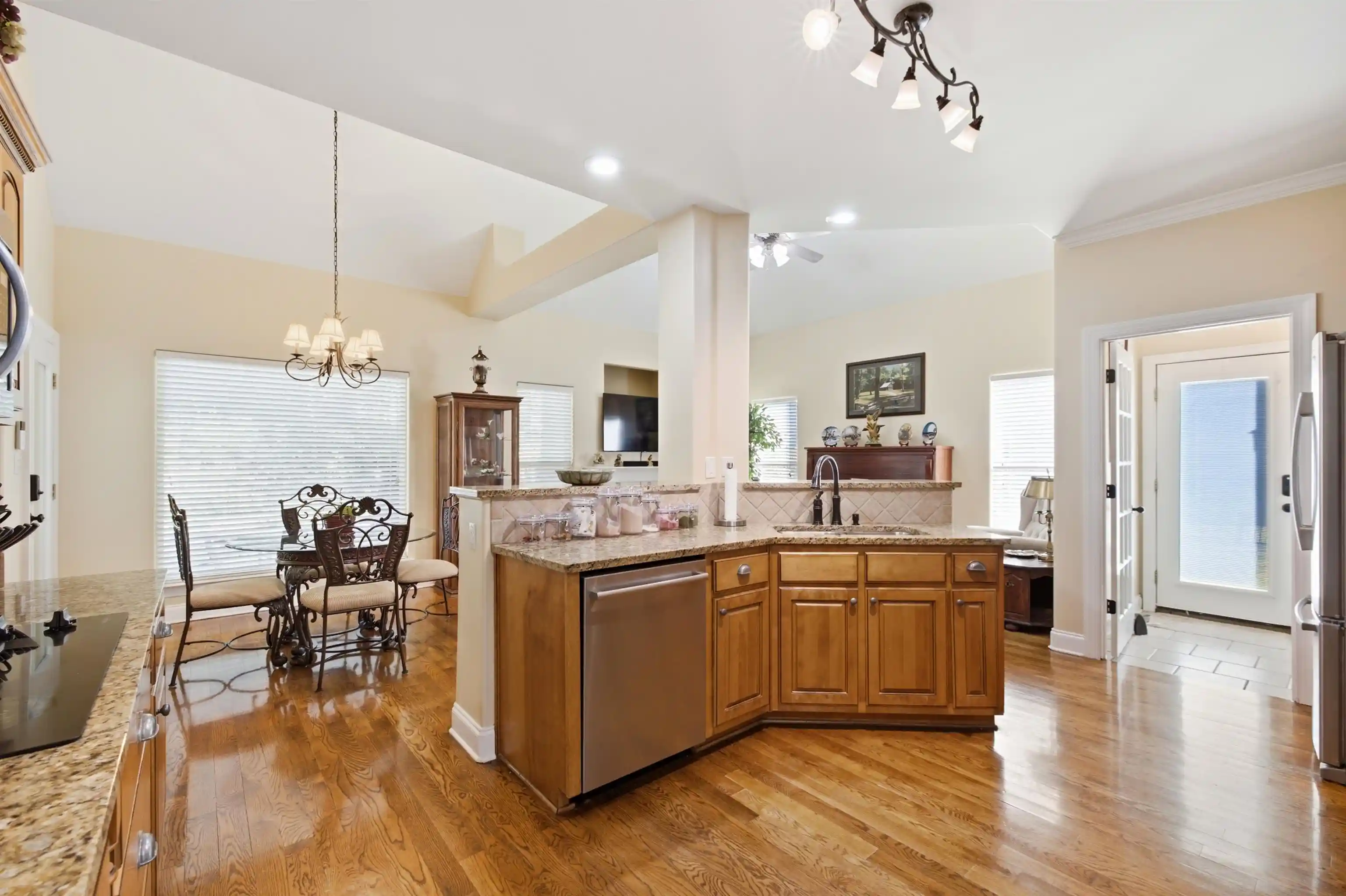 Photo 3 of Single family home for sale at 4155 Larch Point Cv, Lakeland, TN 38002 | MLS# 10229745 | Listing updated on 2026-09-04