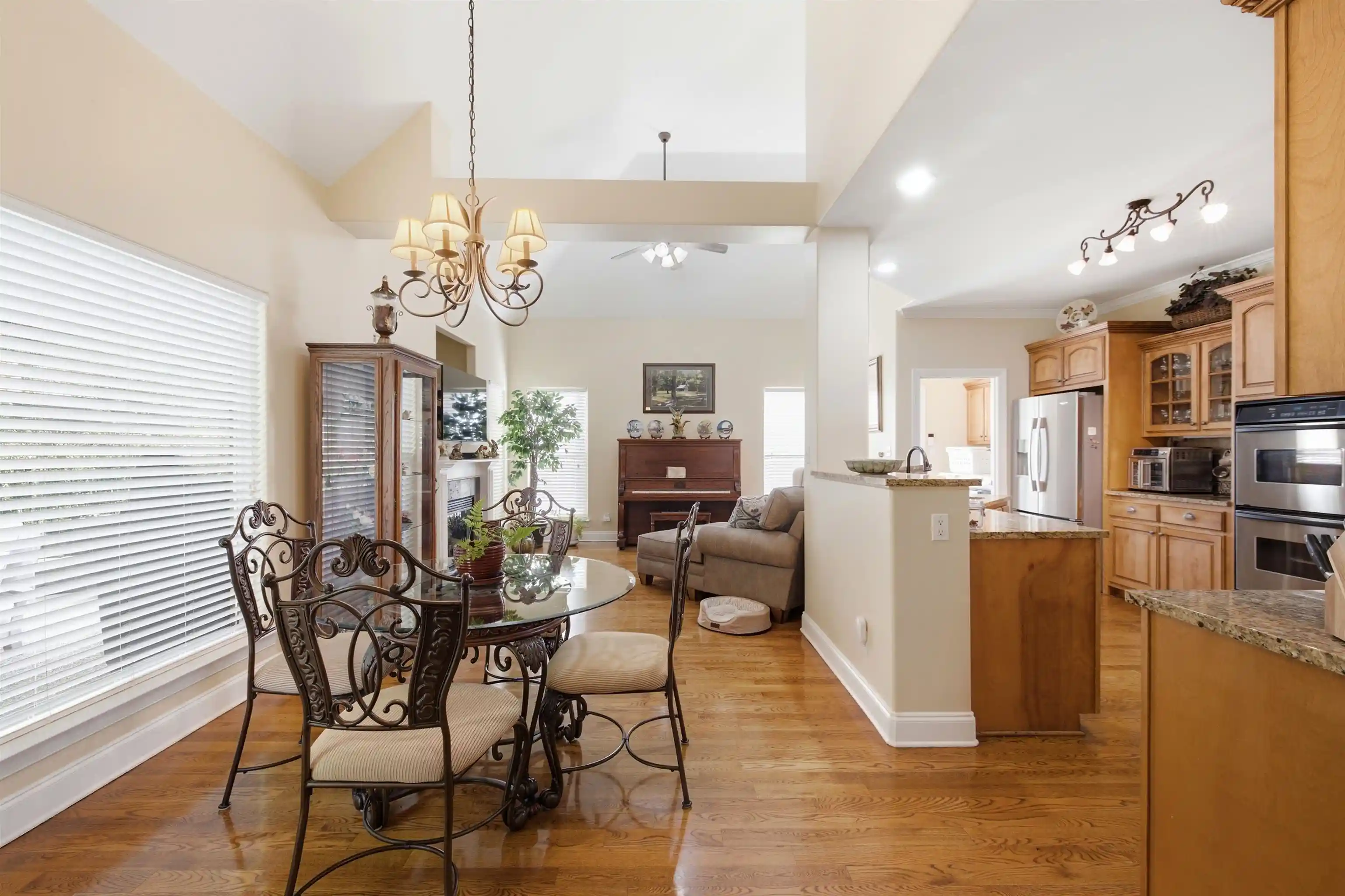 Photo 4 of Single family home for sale at 4155 Larch Point Cv, Lakeland, TN 38002 | MLS# 10229745 | Listing updated on 2026-09-04