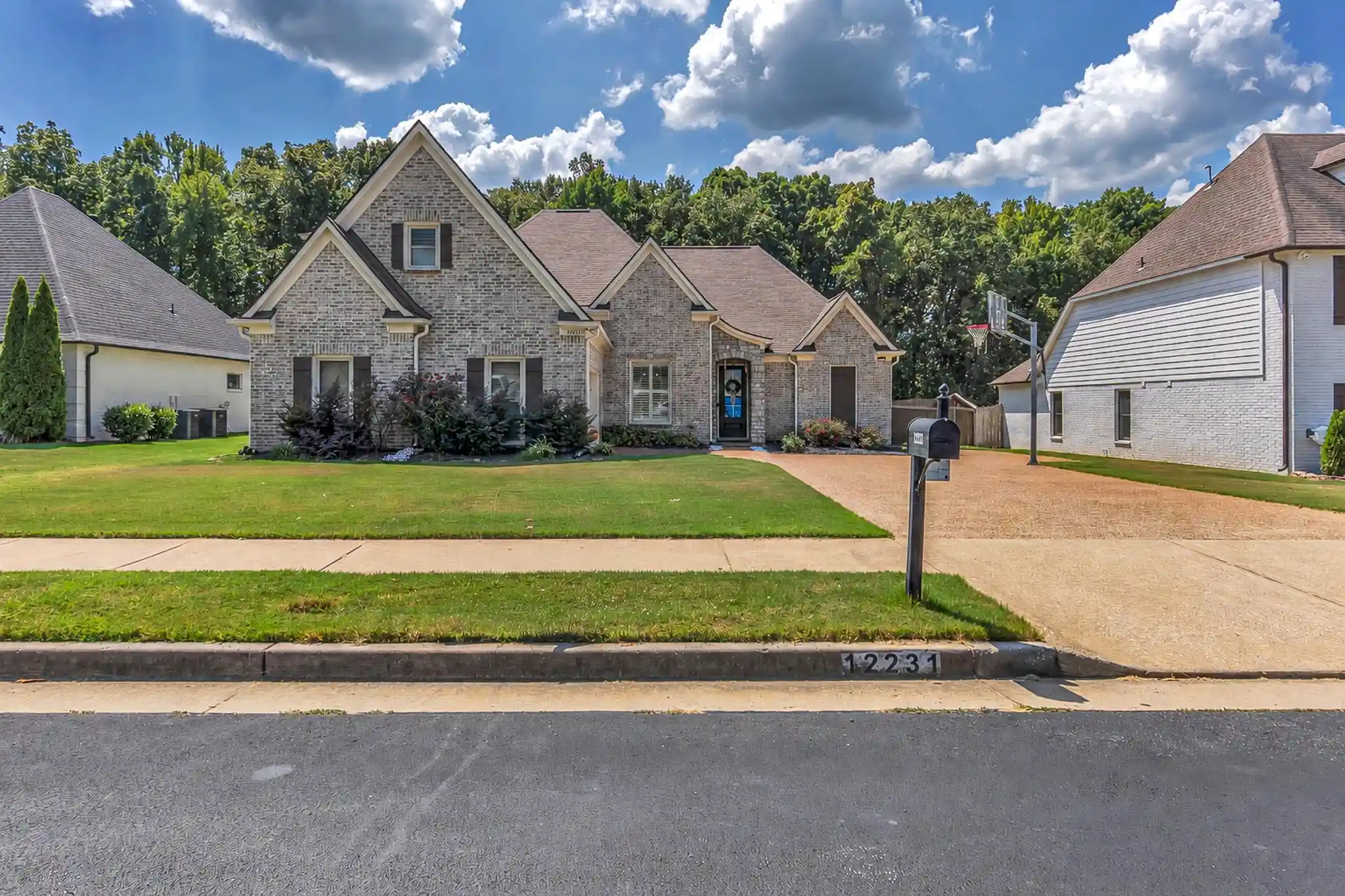 Photo 1 of Sale Pending at 12231 Chapel Meadow Ln, Lakeland, TN 38002 | MLS# 10229752 | Listing updated on 2026-09-07