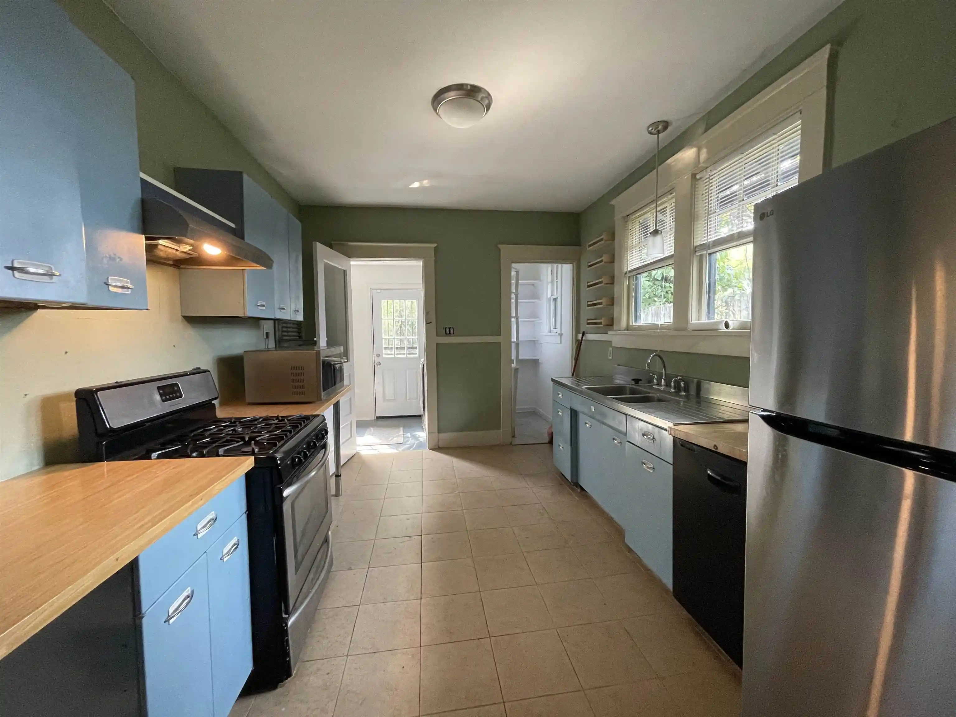 Photo 3 of Single family home for sale at 831 N Avalon St, Memphis, TN 38107 | MLS# 10229753 | Listing updated on 2026-09-14