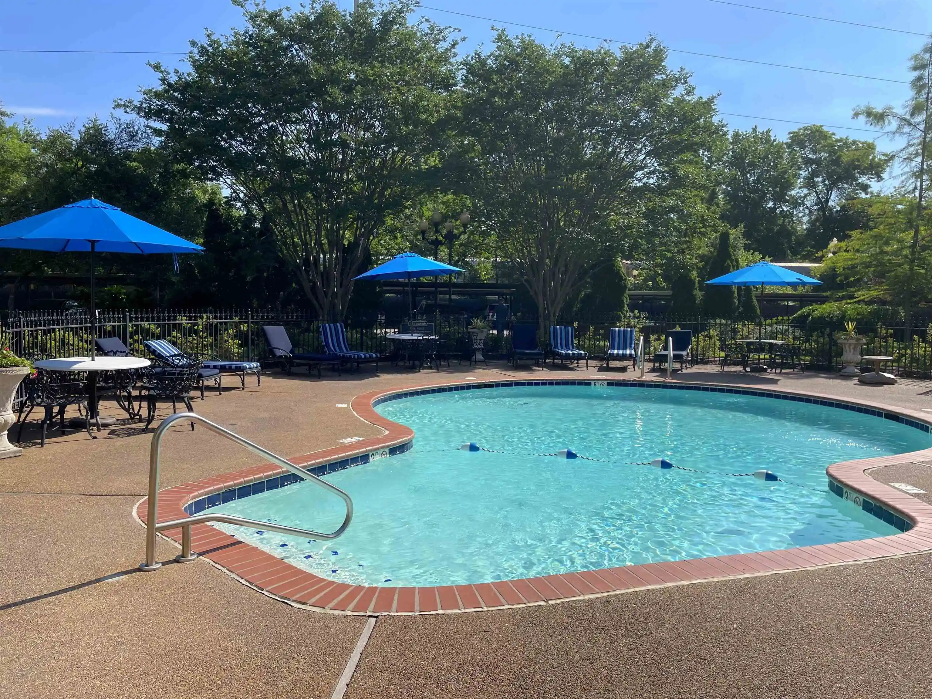 Photo 4 of Townhouse for sale at 5400 Park Ave #204, Memphis, TN 38119 | MLS# 10229764 | Listing updated on 2026-09-05