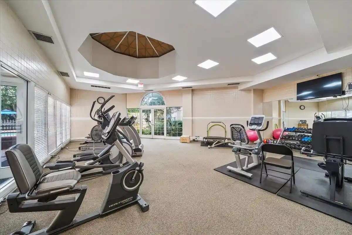 Photo 24 of Townhouse for sale at 5400 Park Ave #204, Memphis, TN 38119 | MLS# 10229764 | Listing updated on 2026-09-05