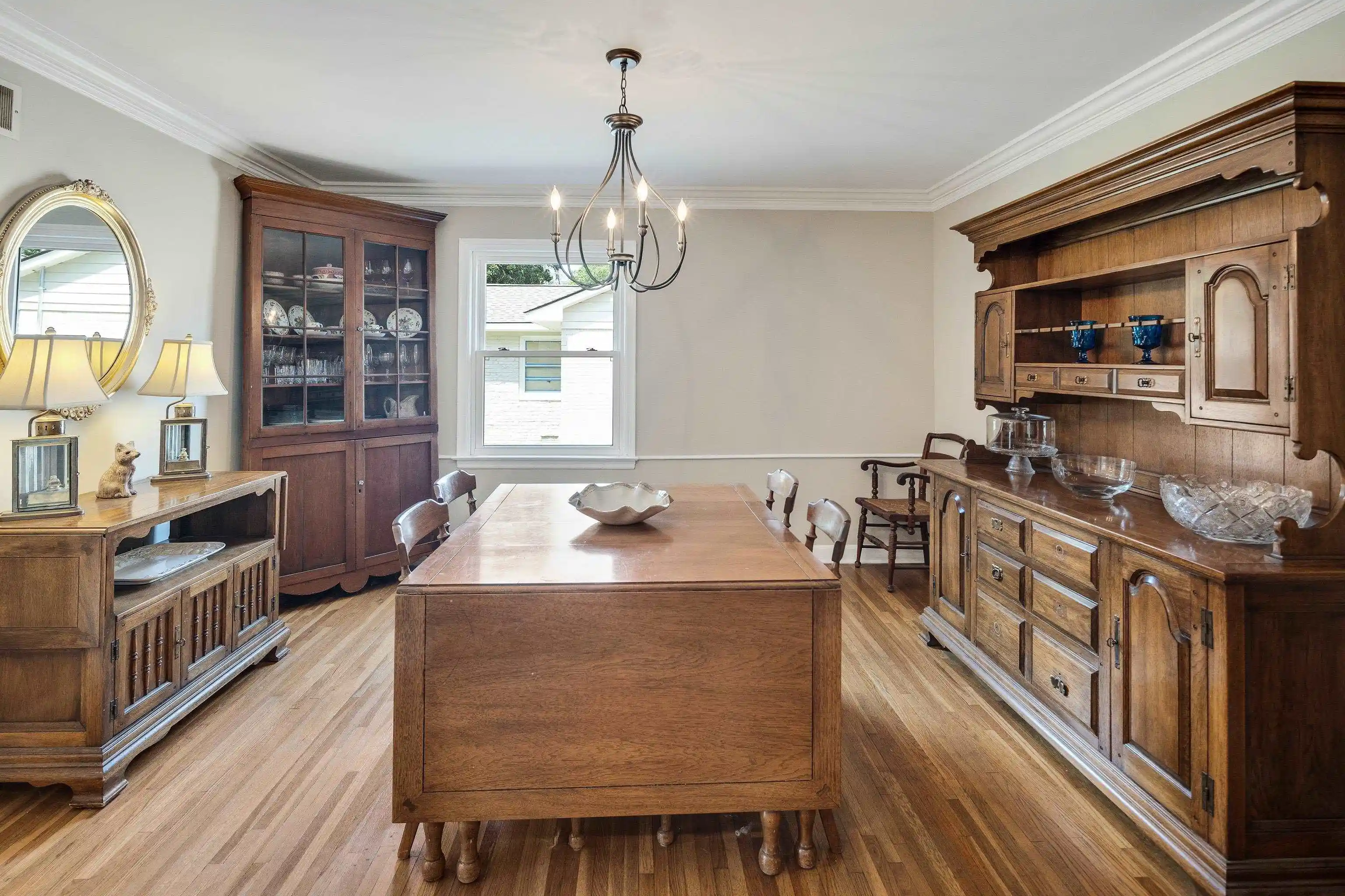 Photo 40 of Single family home for sale at 190 Magnolia Dr, Memphis, TN 38117 | MLS# 10229766 | Listing updated on 2026-10-05