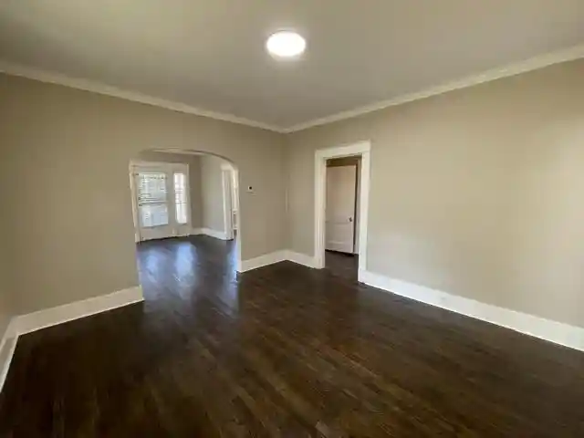 Photo 2 of Single family home for sale at 800 N Belvedere Blvd, Memphis, TN 38107 | MLS# 10229779 | Listing updated on 2026-10-06