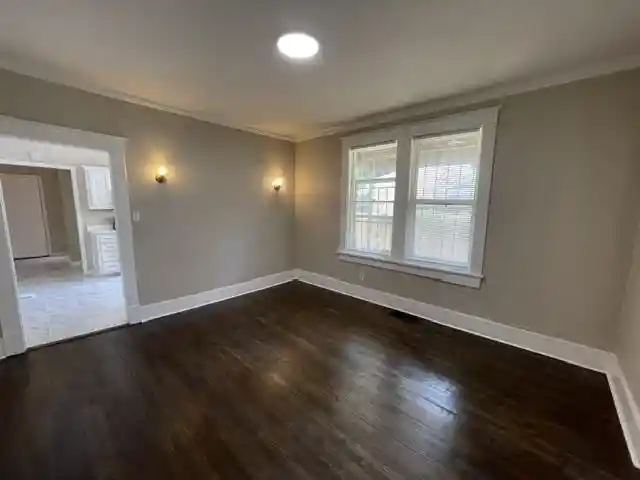 Photo 3 of Single family home for sale at 800 N Belvedere Blvd, Memphis, TN 38107 | MLS# 10229779 | Listing updated on 2026-10-06