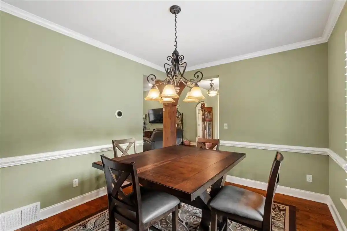 Photo 3 of Single family home for sale at 210 Saunders Crk Cir, Rossville, TN 38066 | MLS# 10229780 | Listing updated on 2026-10-01
