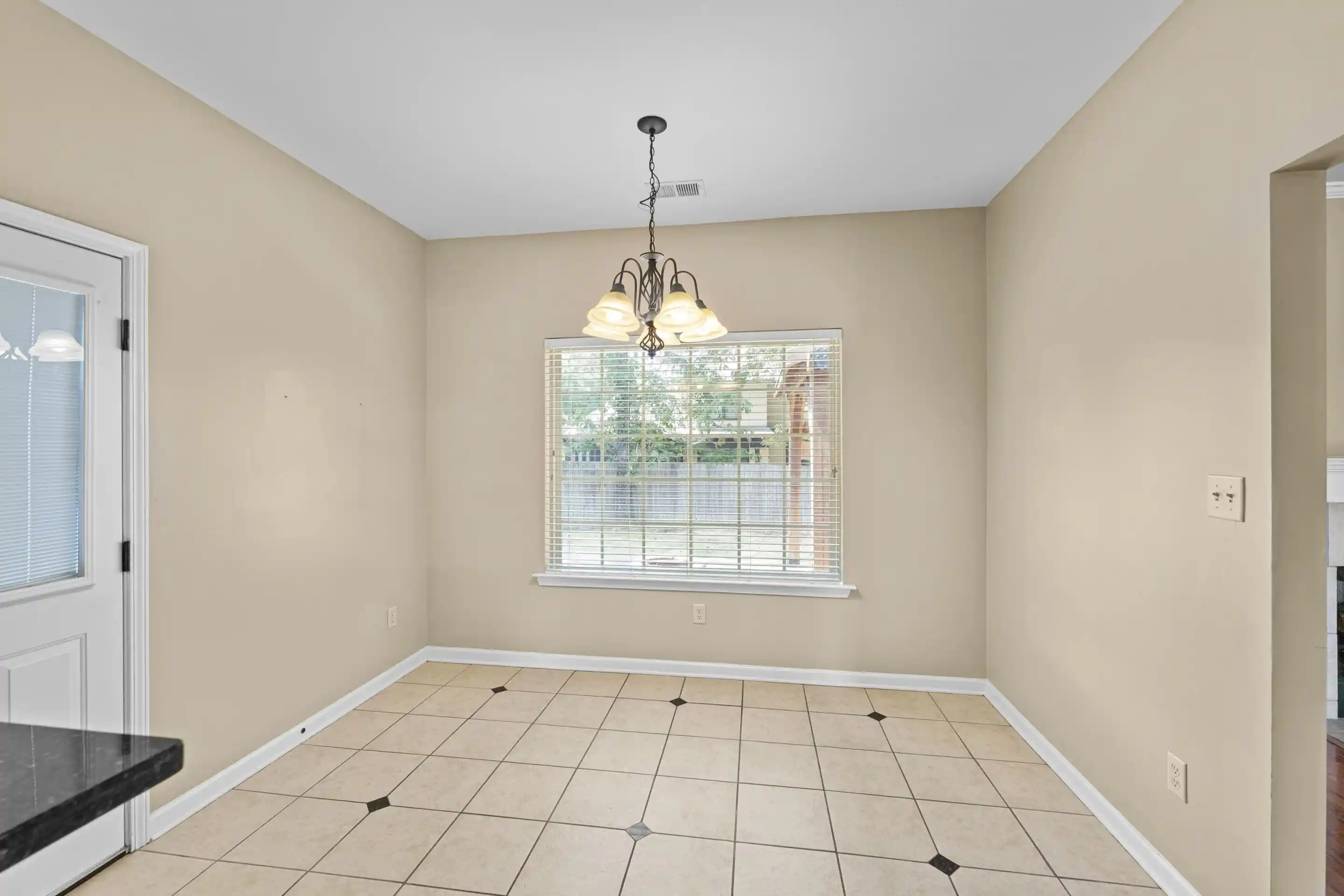 Photo 3 of Single family home for sale at 5279 Toni Rose Dr, Lakeland, TN 38002 | MLS# 10229812 | Listing updated on 2026-10-03