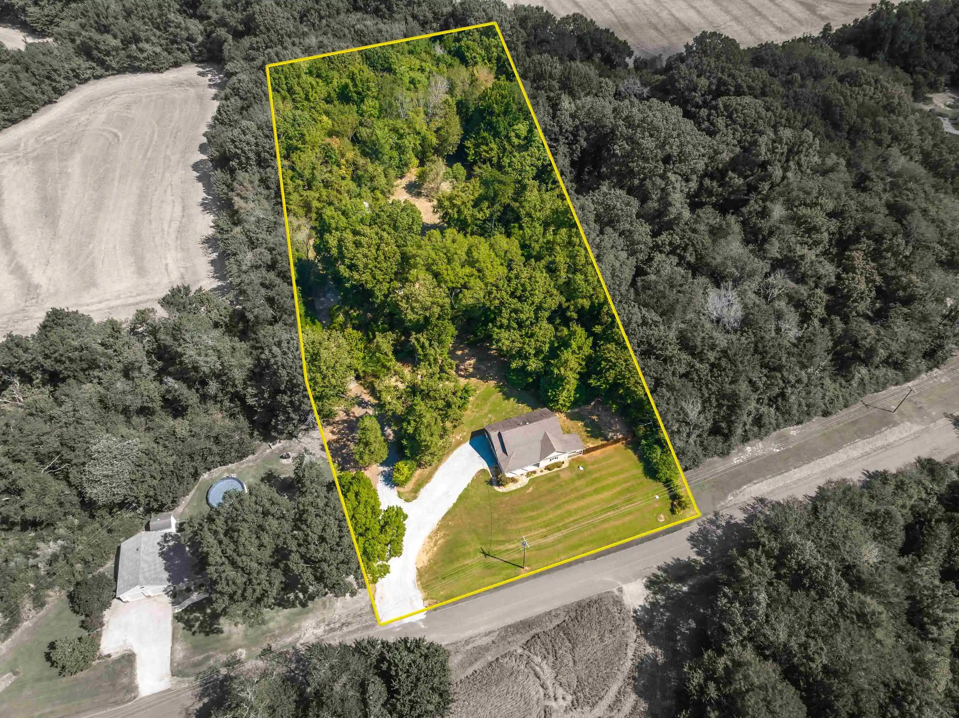 Photo 1 of Single family home for sale at 2350 Feathers Chapel Dr, Somerville, TN 38068 | MLS# 10229813 | Listing updated on 2026-09-04