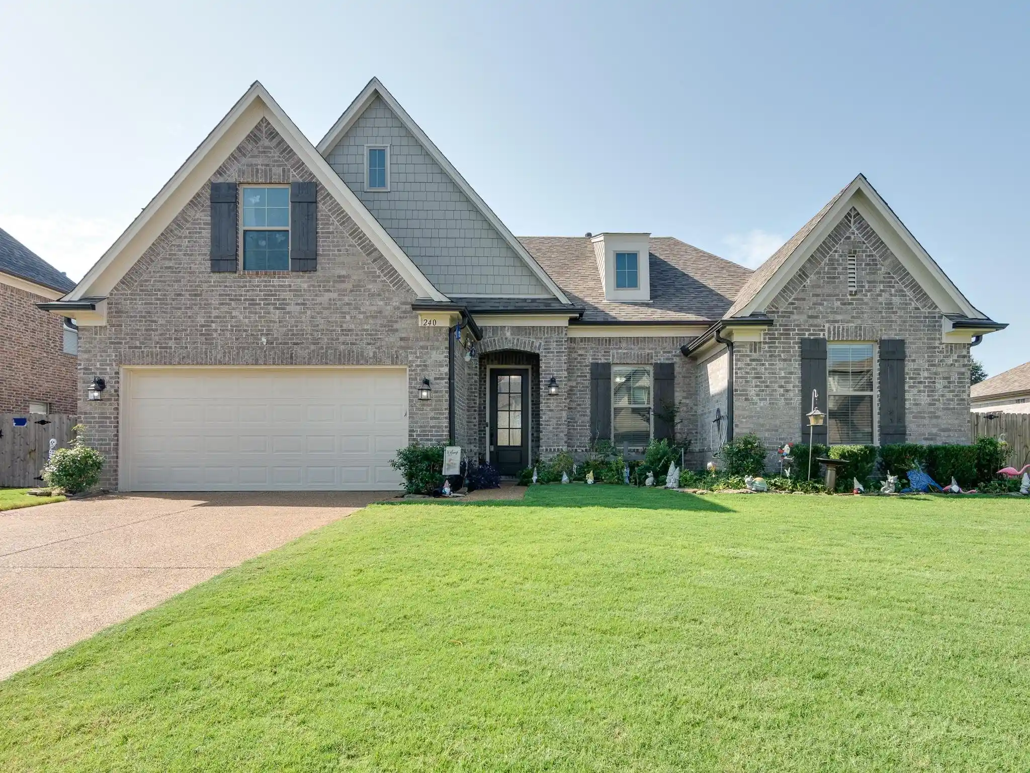 Photo 1 of Single family home for sale at 240 Misty Flds Rd, Oakland, TN 38060 | MLS# 10229821 | Listing updated on 2026-09-15