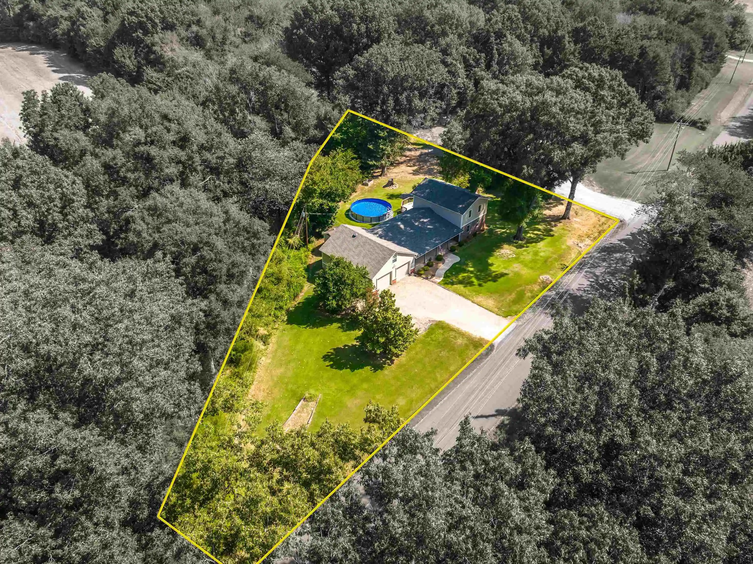 Photo 1 of Single family home for sale at 2360 Feathers Chapel Dr, Somerville, TN 38068 | MLS# 10229837 | Listing updated on 2026-09-05