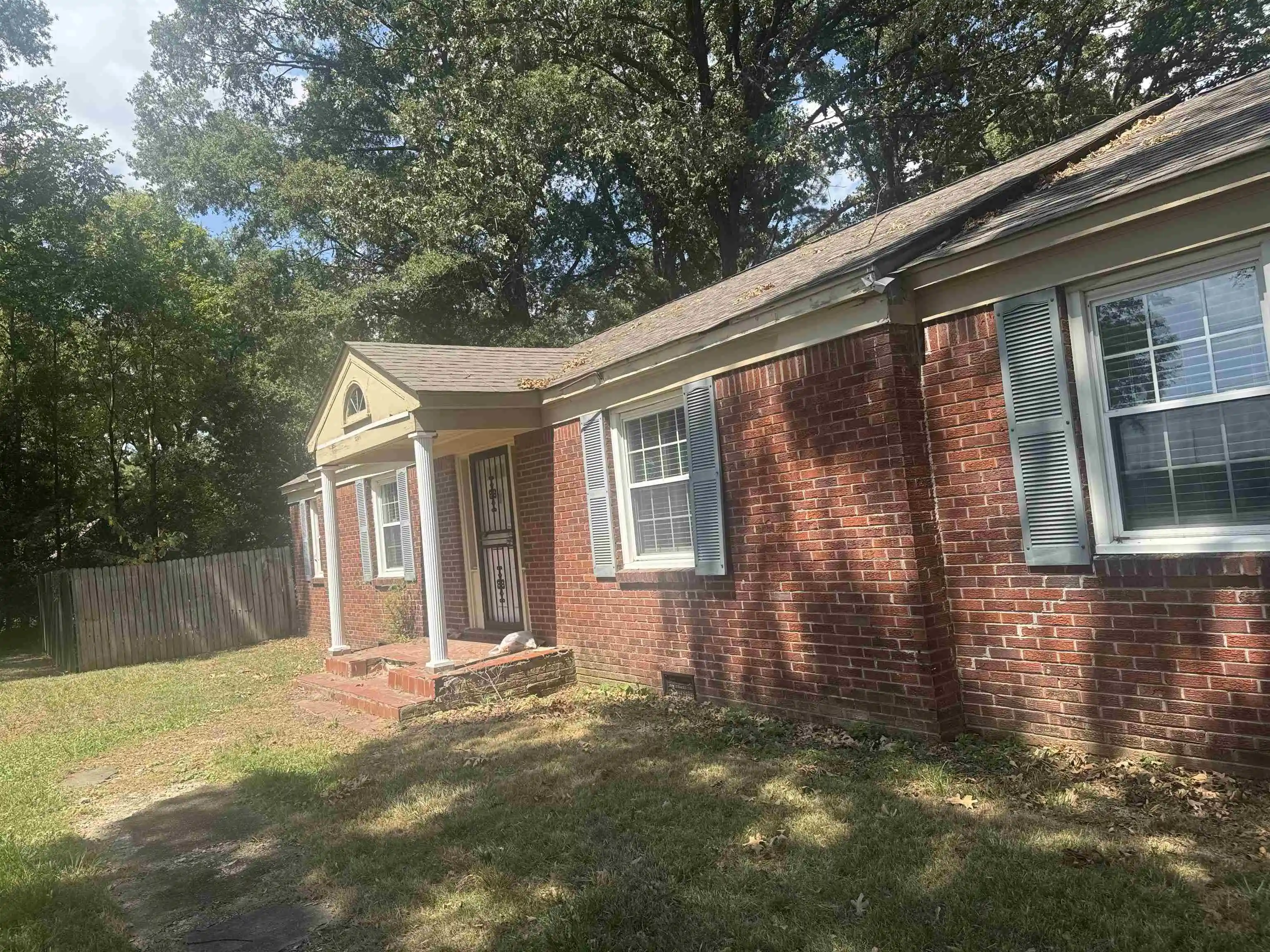 Photo 1 of Single family home for sale at 7894 State Line Rd, Memphis, TN 38125 | MLS# 10229840 | Listing updated on 2026-09-04
