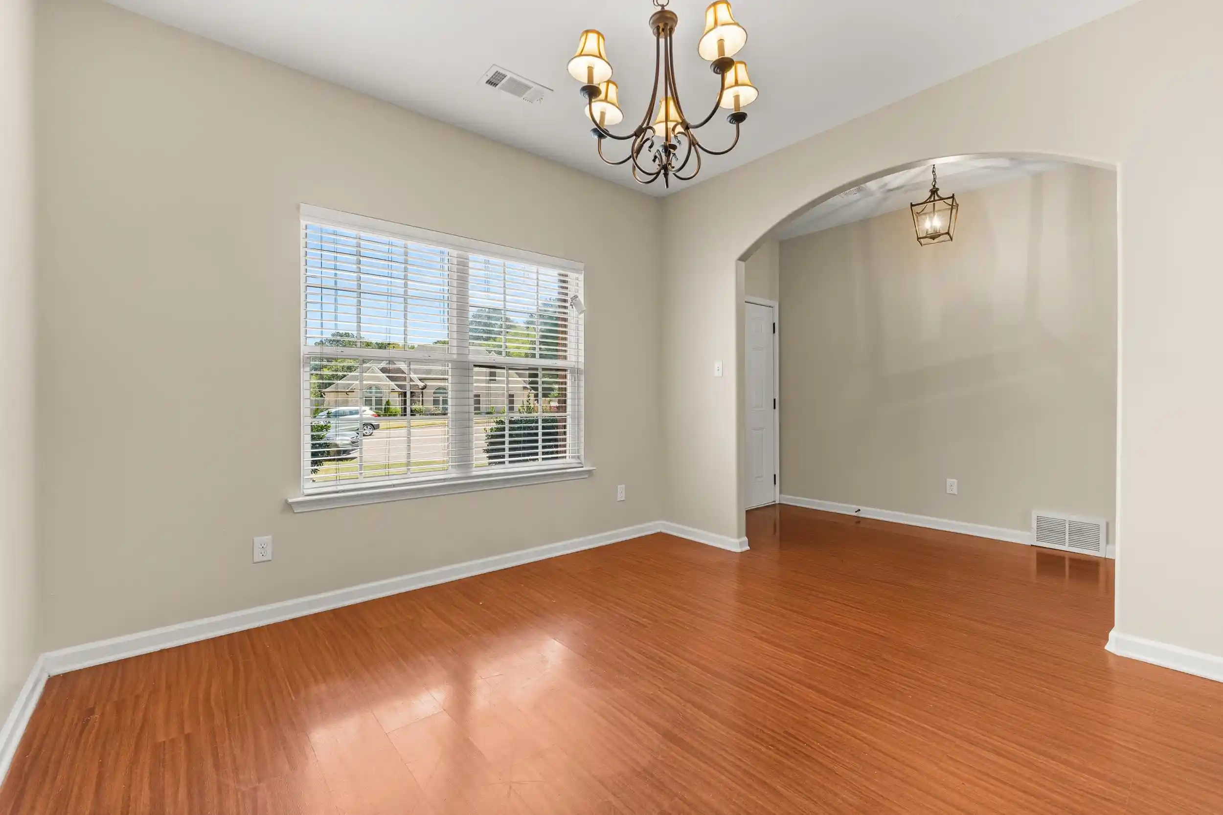 Photo 2 of Single family home for sale at 1061 Brancott Cv, Cordova, TN 38018 | MLS# 10229850 | Listing updated on 2026-09-30