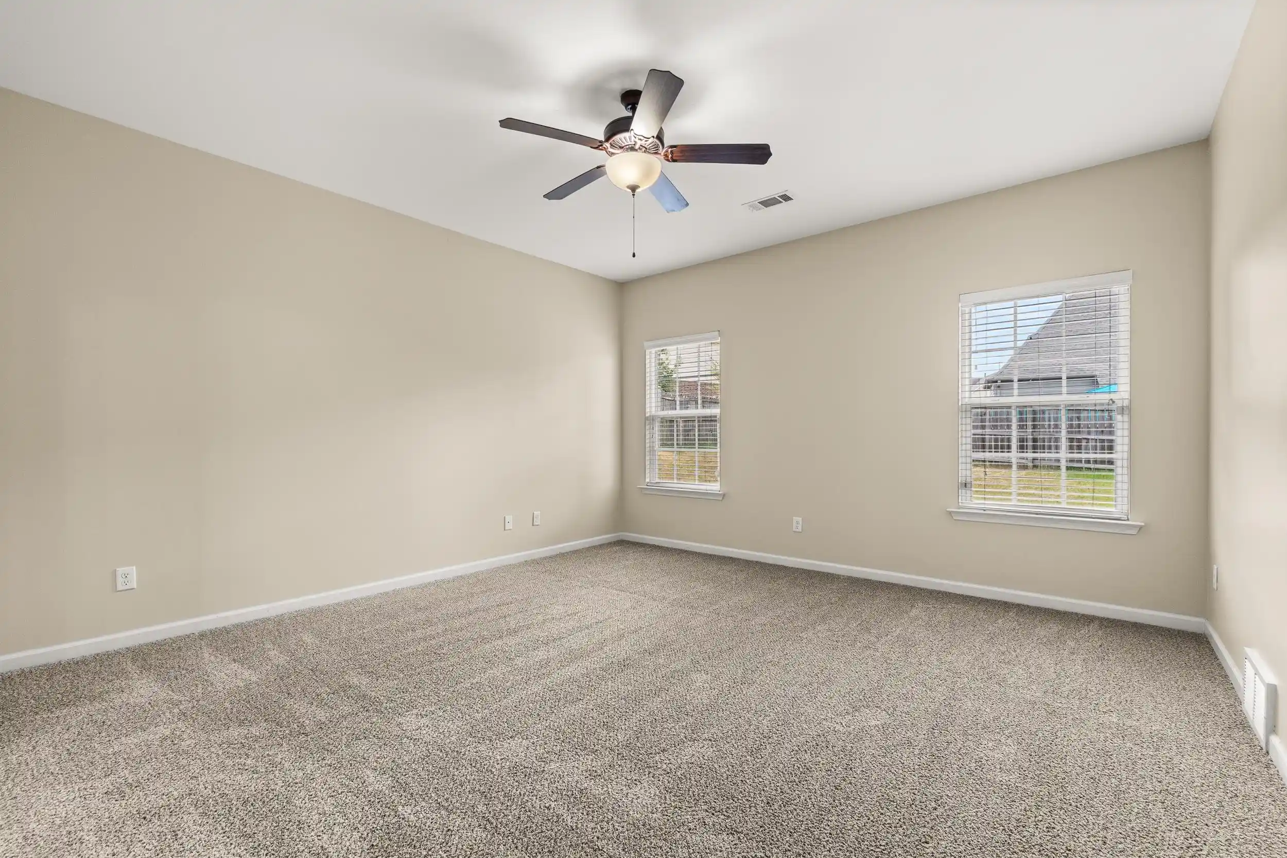 Photo 4 of Single family home for sale at 1061 Brancott Cv, Cordova, TN 38018 | MLS# 10229850 | Listing updated on 2026-09-30