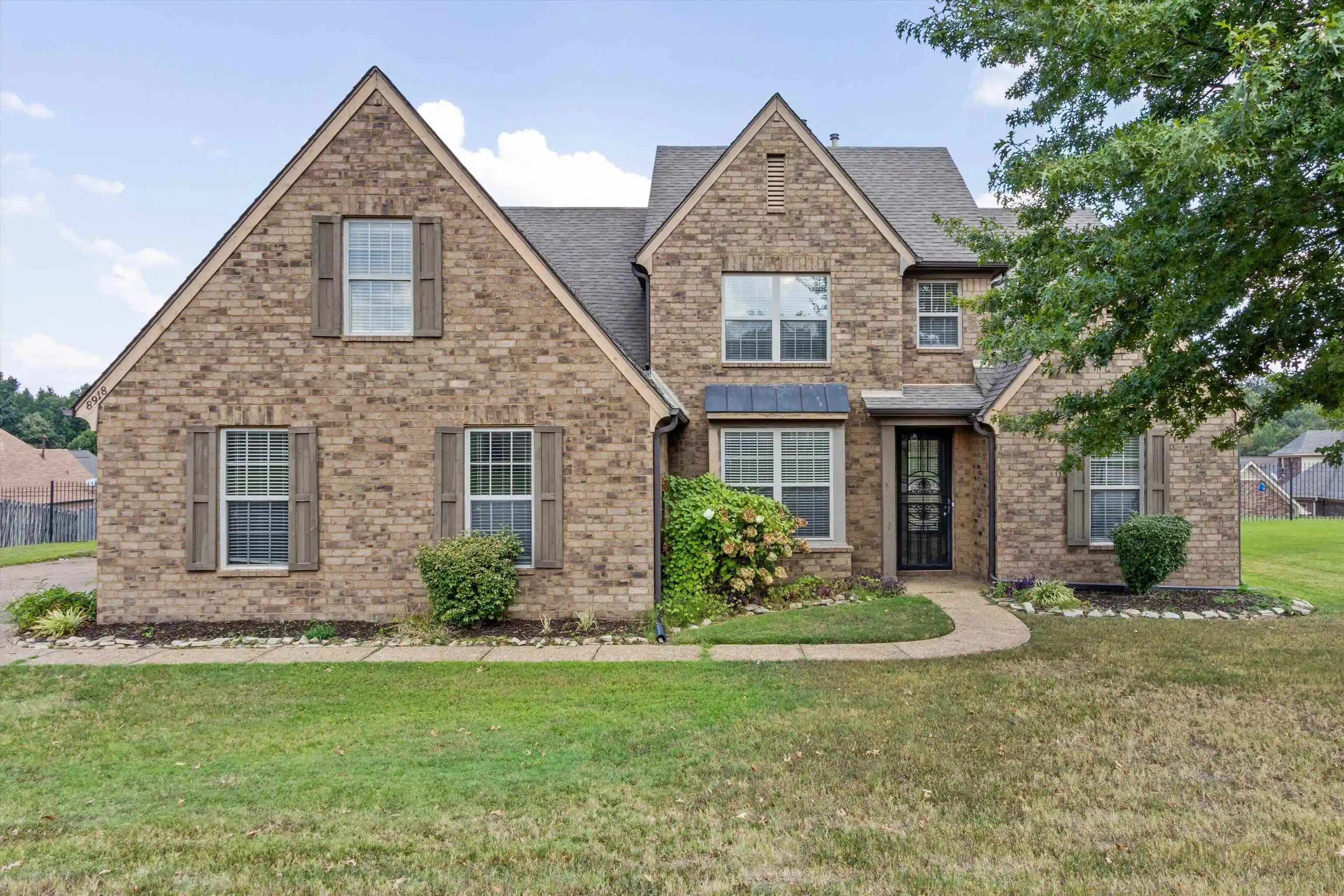 Photo 1 of Single family home for sale at 8918 Mt Hl Dr, Bartlett, TN 38002 | MLS# 10229852 | Listing updated on 2026-10-08