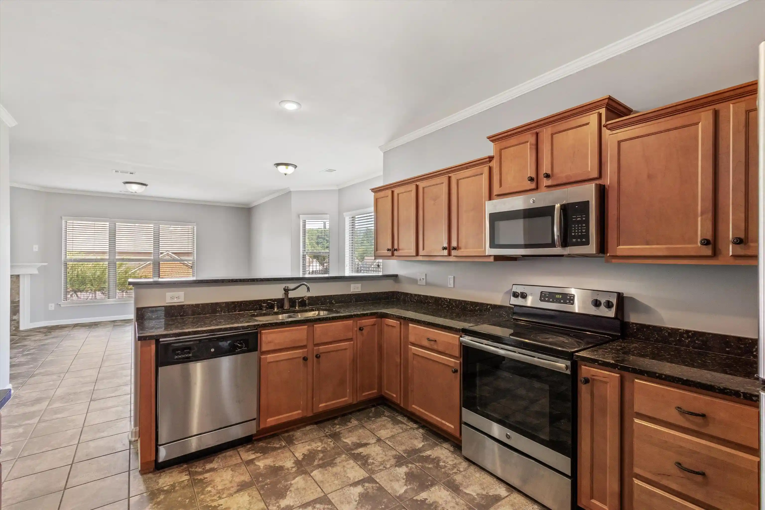 Photo 2 of Single family home for sale at 8918 Mt Hl Dr, Bartlett, TN 38002 | MLS# 10229852 | Listing updated on 2026-10-08