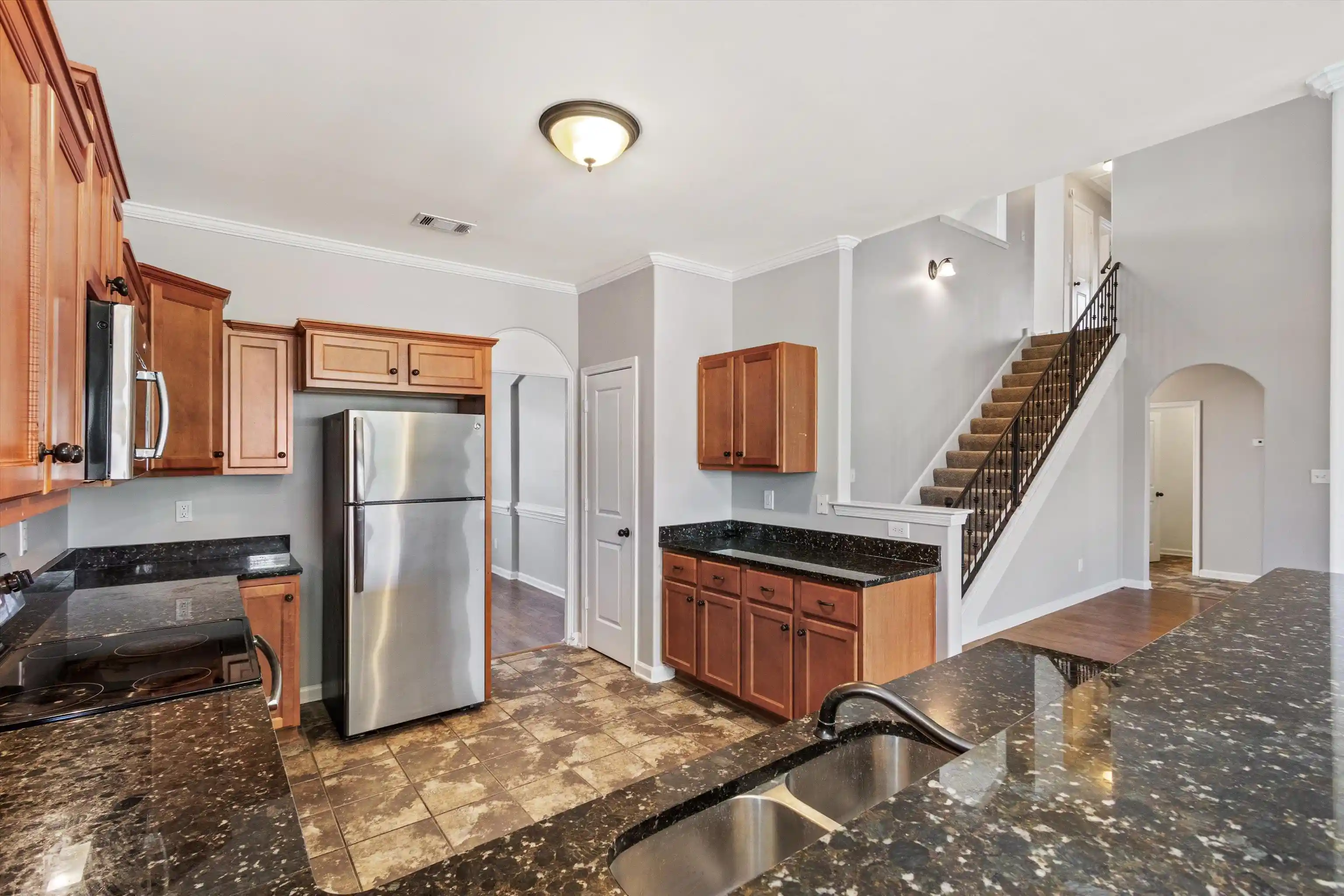Photo 3 of Single family home for sale at 8918 Mt Hl Dr, Bartlett, TN 38002 | MLS# 10229852 | Listing updated on 2026-10-08