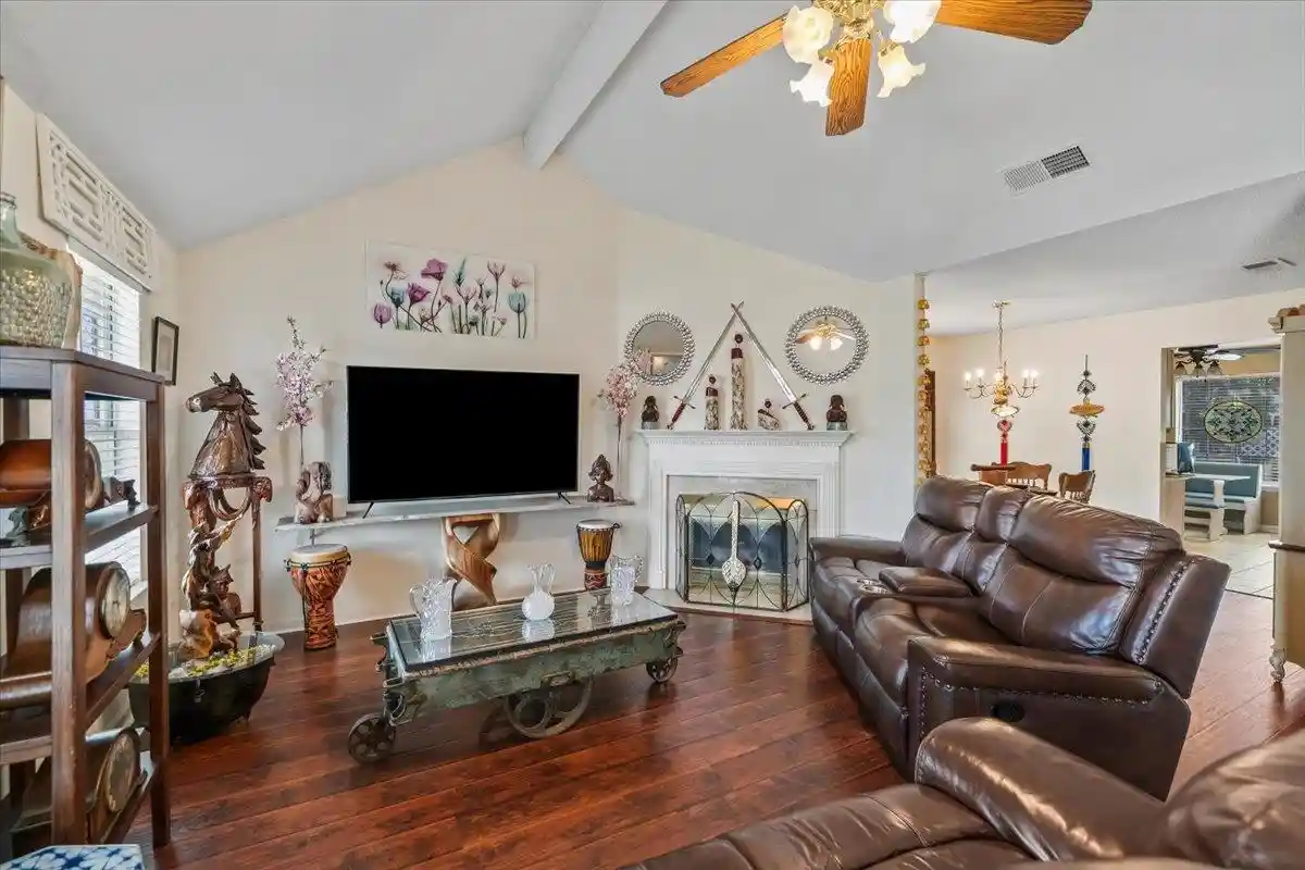 Photo 2 of Single family home for sale at 1691 Dexter Ln, Cordova, TN 38016 | MLS# 10229858 | Listing updated on 2026-09-05
