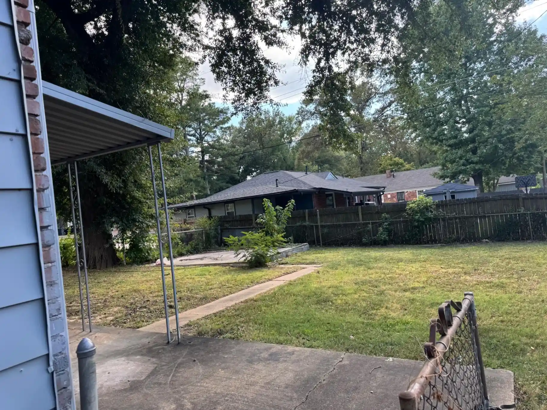Photo 3 of Single family home for sale at 5025 Lochinvar Rd, Memphis, TN 38116 | MLS# 10229859 | Listing updated on 2026-09-04