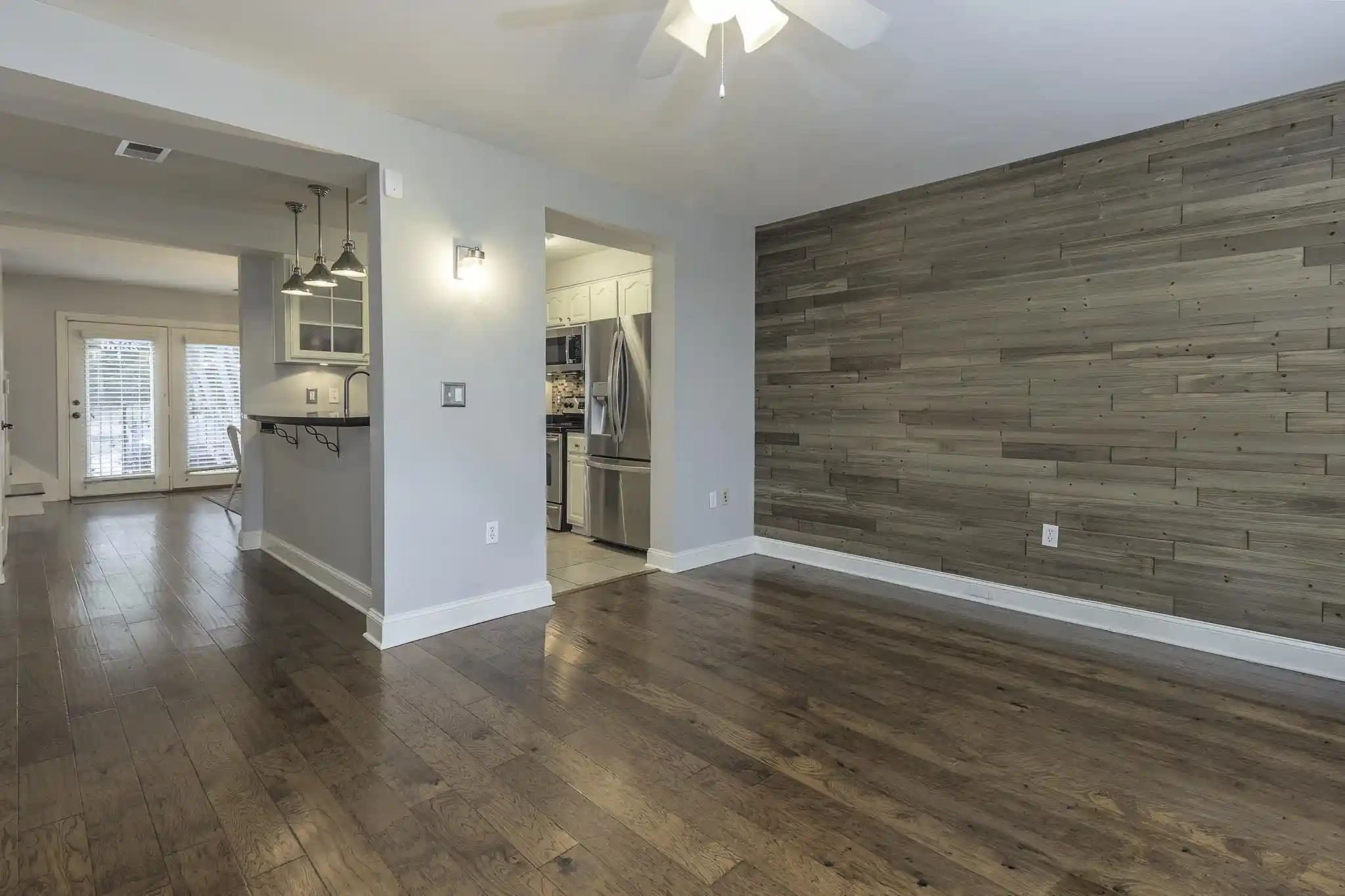 Photo 3 of Condo for sale at 2256 W Germantown Sq, Germantown, TN 38138 | MLS# 10229860 | Listing updated on 2026-09-14