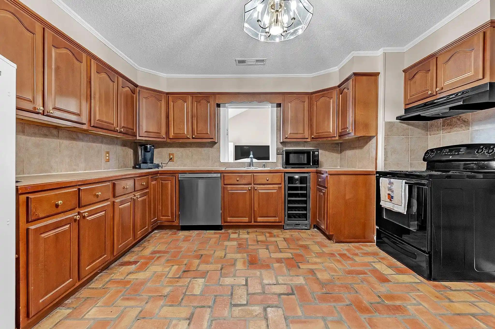 Photo 3 of Single family home for sale at 2792 Kate Bond Rd, Memphis, TN 38133 | MLS# 10229862 | Listing updated on 2026-09-15