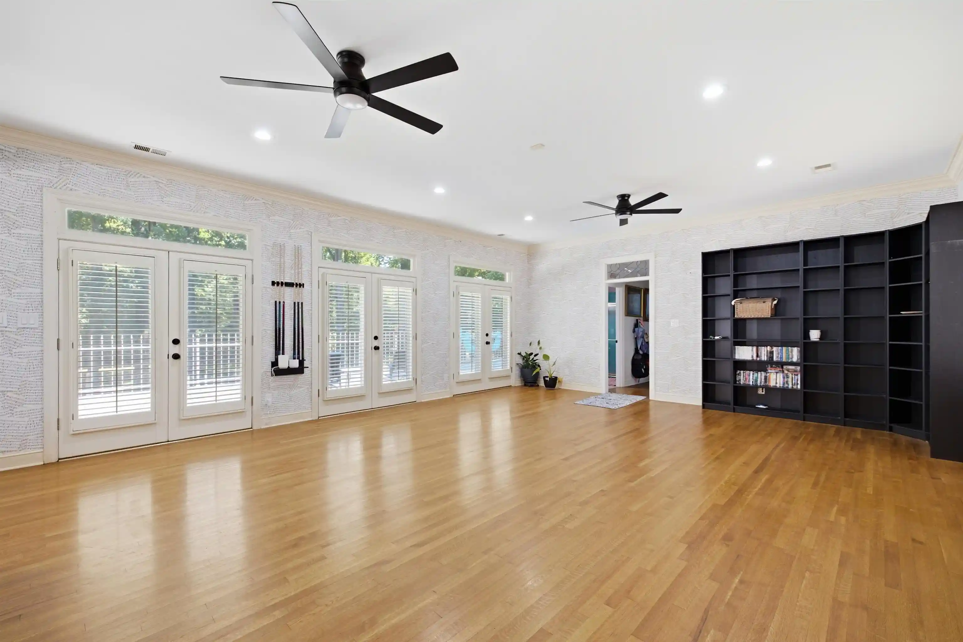 Photo 3 of Single family home for sale at 4546 Oak Rd, Bartlett, TN 38002 | MLS# 10229879 | Listing updated on 2026-09-16