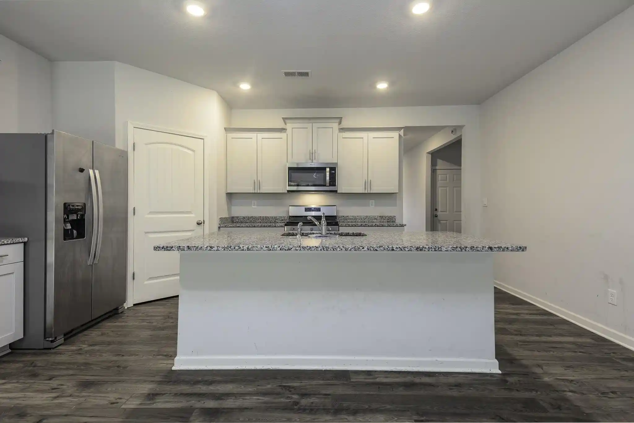 Photo 3 of Single family home for sale at 8781 Mary Francis Dr, Southaven, MS 38671 | MLS# 10229891 | Listing updated on 2026-09-08