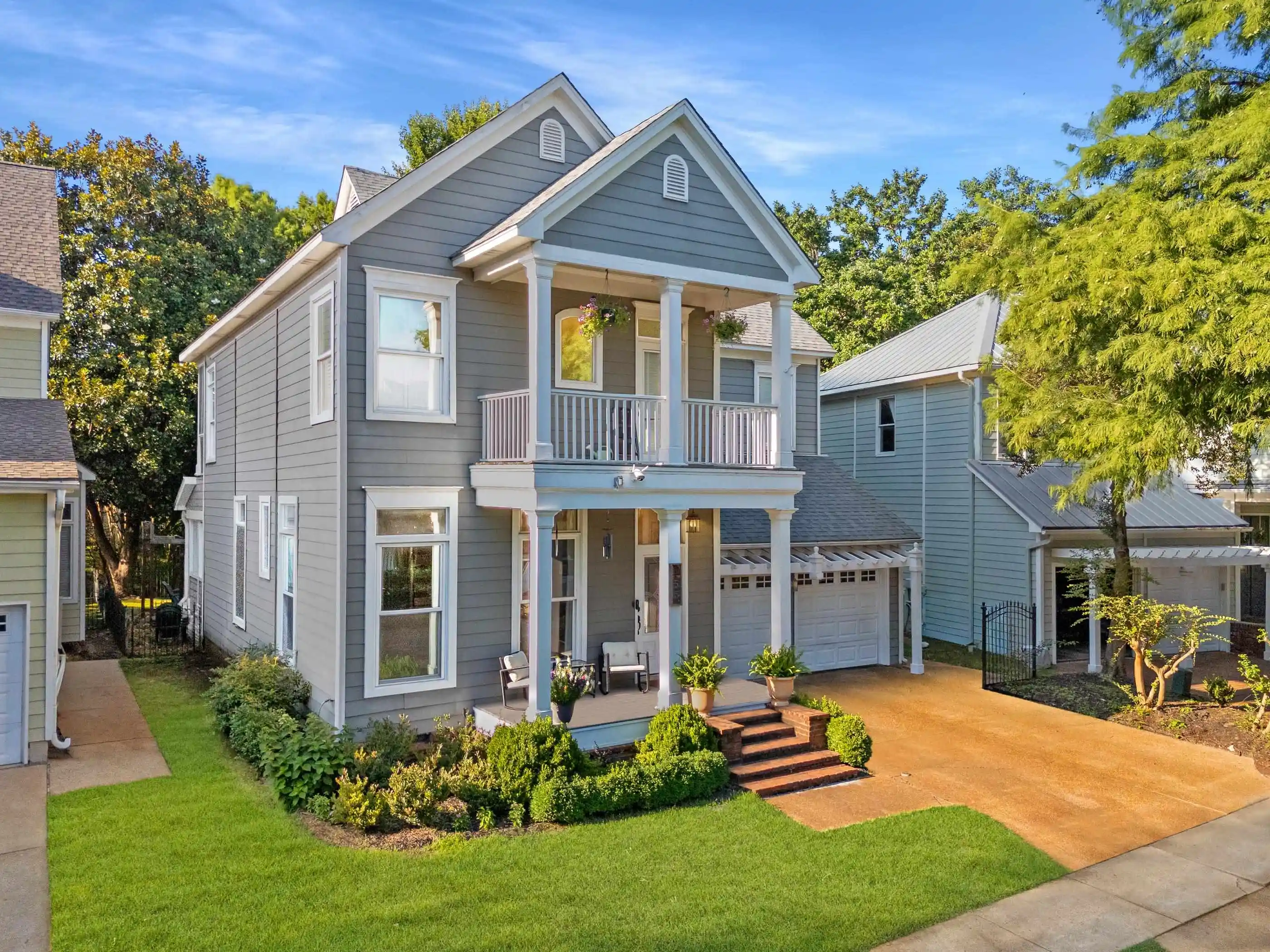 Photo 1 of Single family home for sale at 156 Harbor Isle Cir, Memphis, TN 38103 | MLS# 10229897 | Listing updated on 2026-09-14