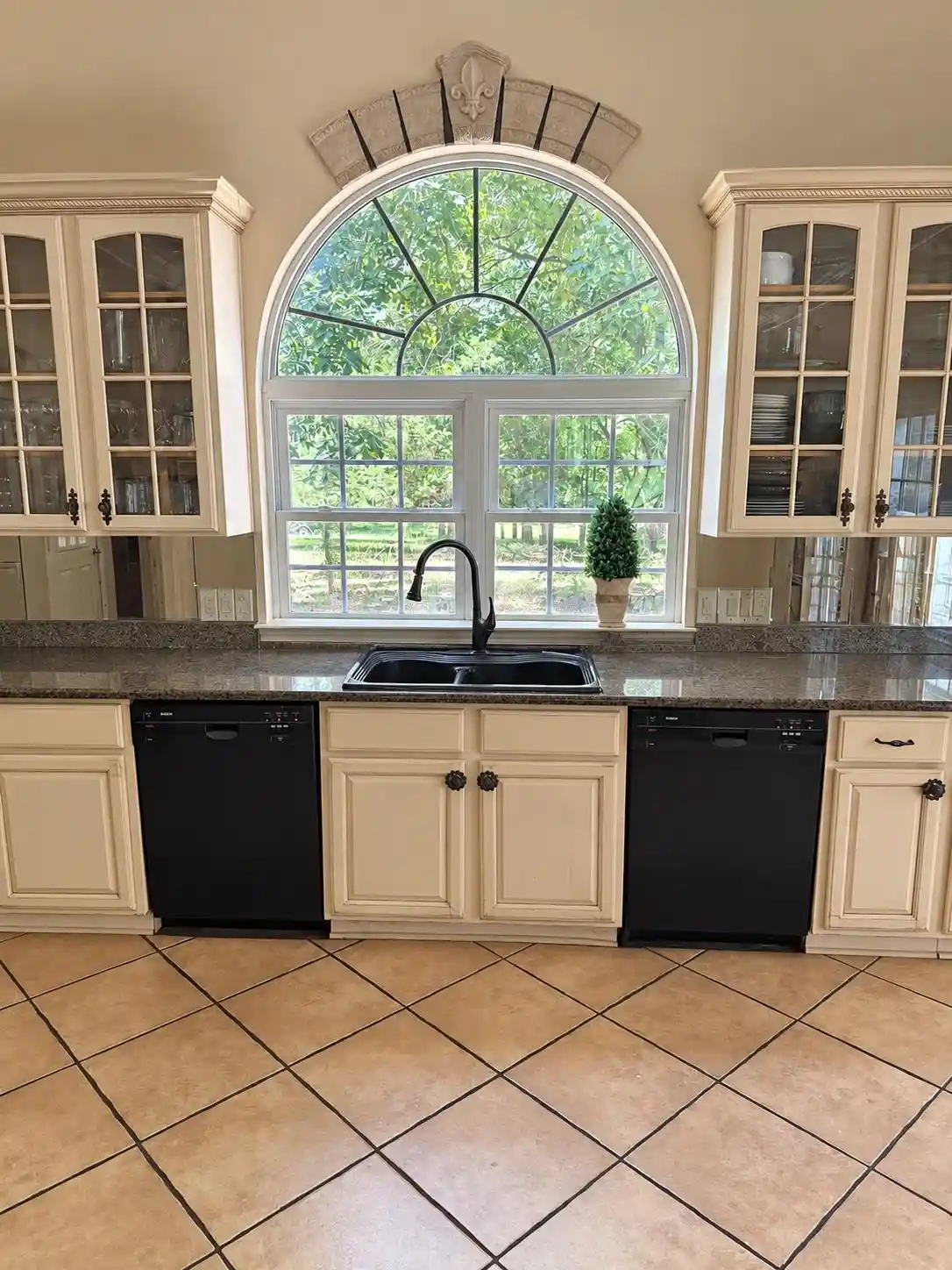 Photo 3 of Single family home for sale at 1655 Cherry Rd, Eads, TN 38028 | MLS# 10229901 | Listing updated on 2026-09-07