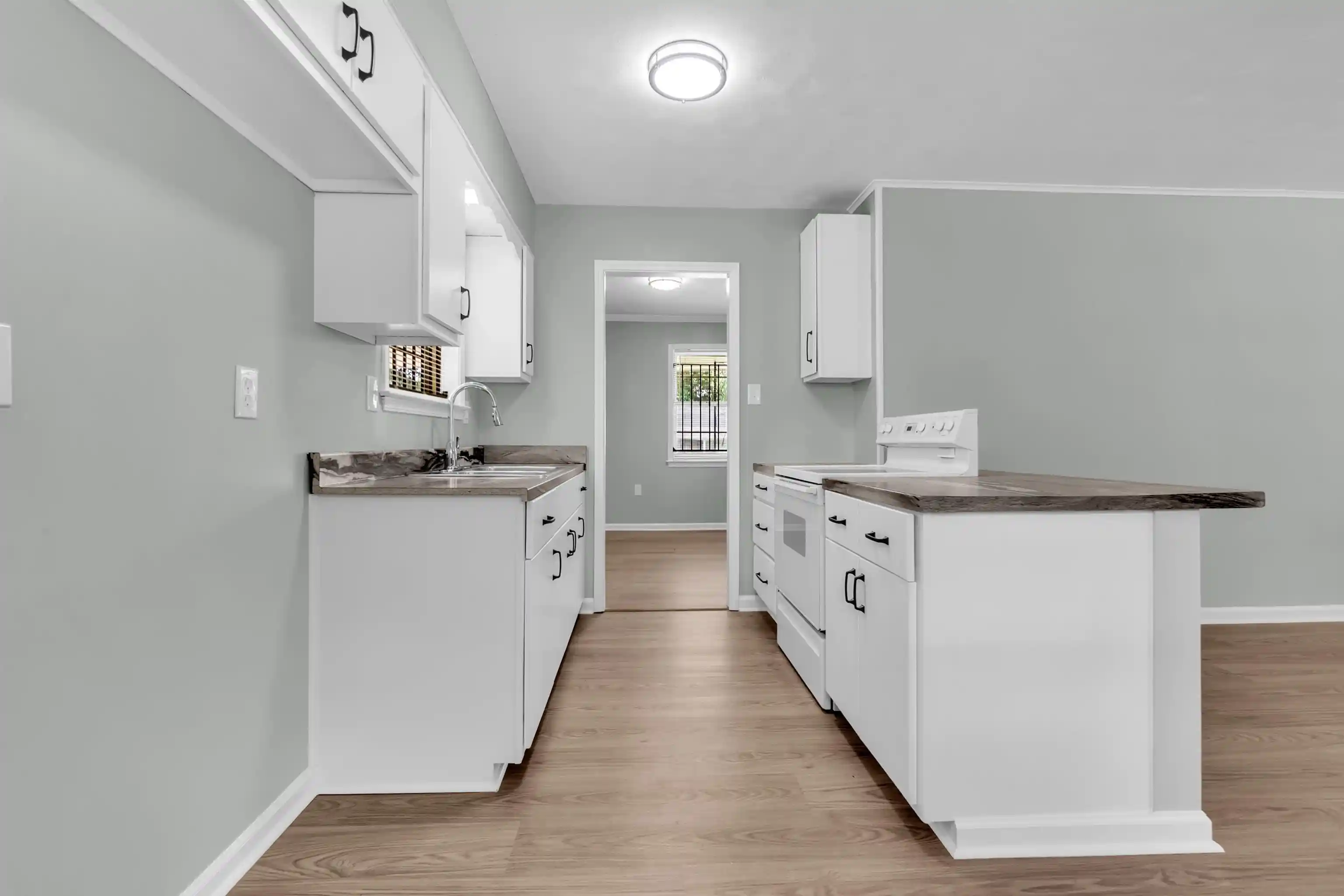 Photo 2 of Sale Pending at 2367 Kingsley Ave, Memphis, TN 38127 | MLS# 10229921 | Listing updated on 2026-09-14