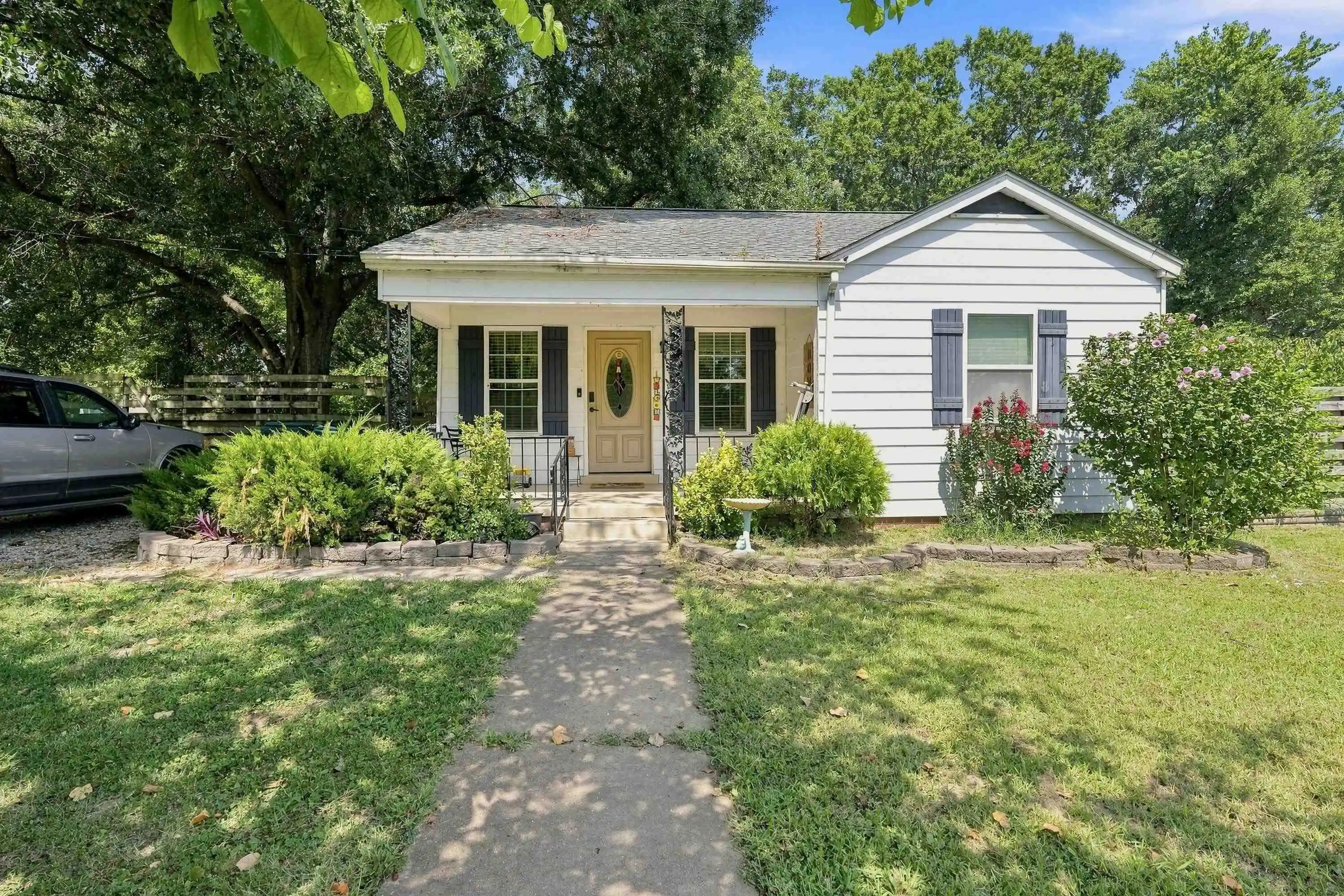 Photo 1 of Single family home for sale at 2096 Welton St, Milan, TN 38358 | MLS# 10229925 | Listing updated on 2026-09-22