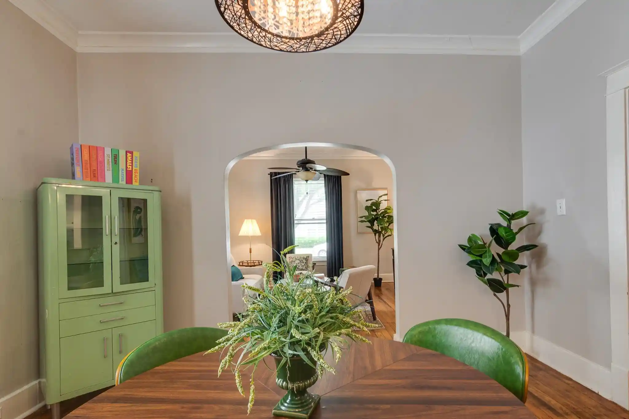 Photo 2 of Single family home for sale at 699 New York St, Memphis, TN 38104 | MLS# 10229945 | Listing updated on 2026-09-08